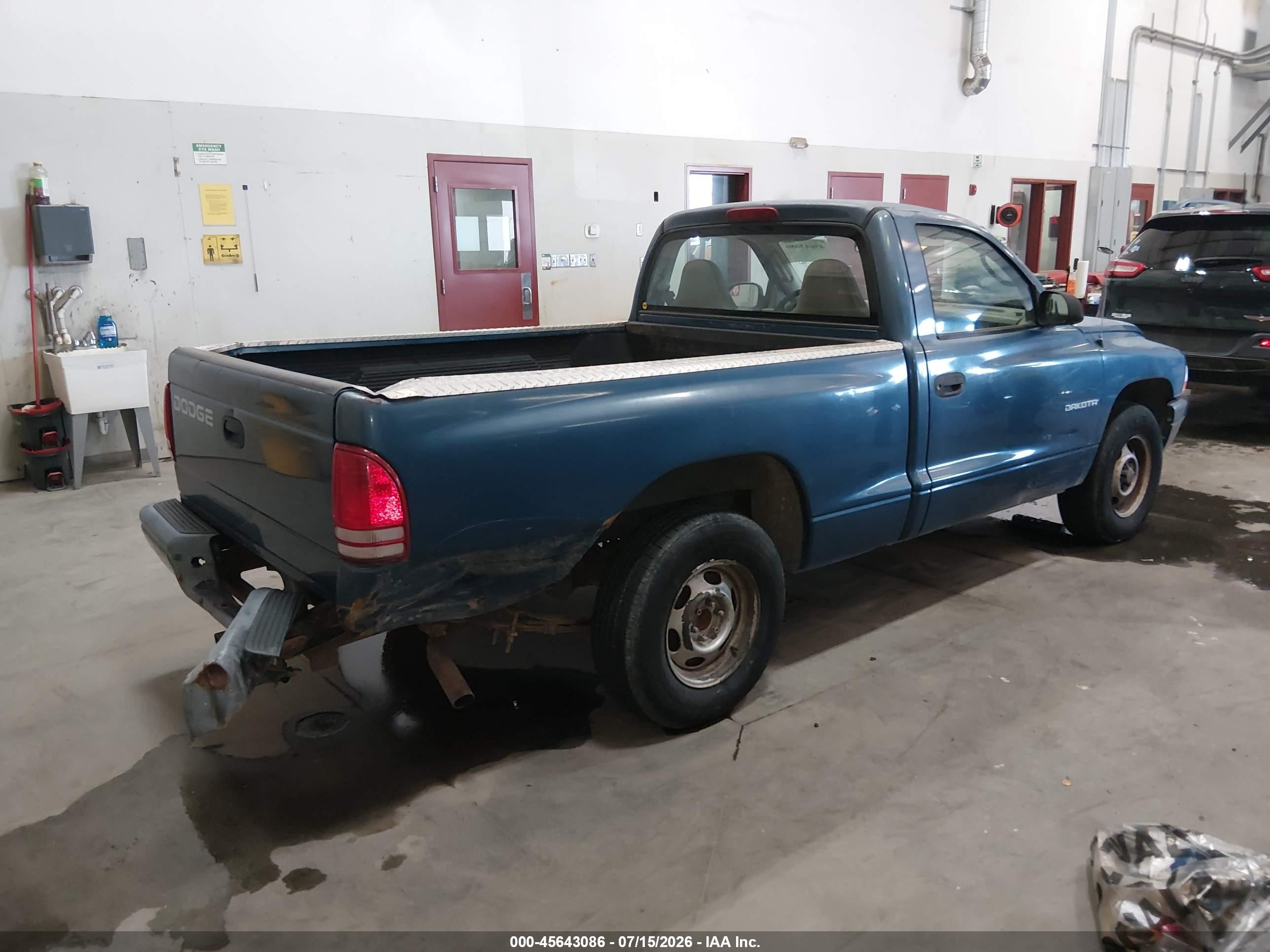 2002 Dodge Dakota   Синий vin: 1B7FL16X92S601975
