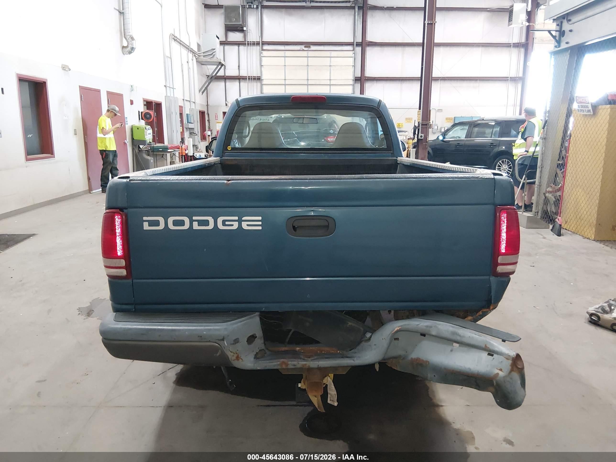 2002 Dodge Dakota   Синий vin: 1B7FL16X92S601975