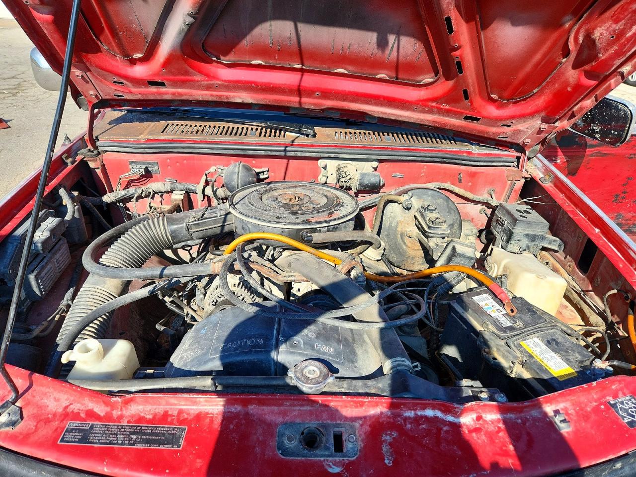 1992 Dodge Dakota Two Tone vin: 1B7FL23X3NS647378