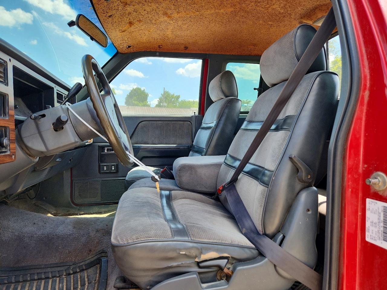 1992 Dodge Dakota Two Tone vin: 1B7FL23X4NS619492