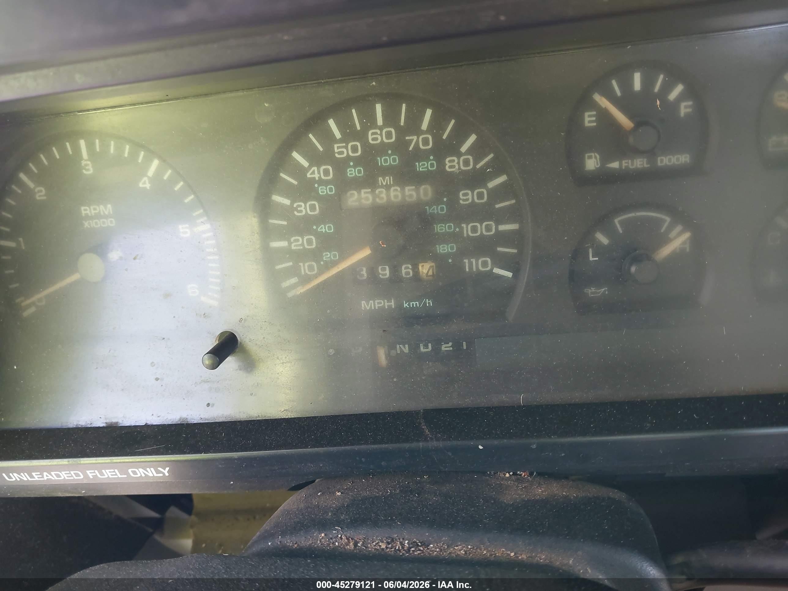 1995 Dodge Dakota   White vin: 1B7FL26X1SW944682