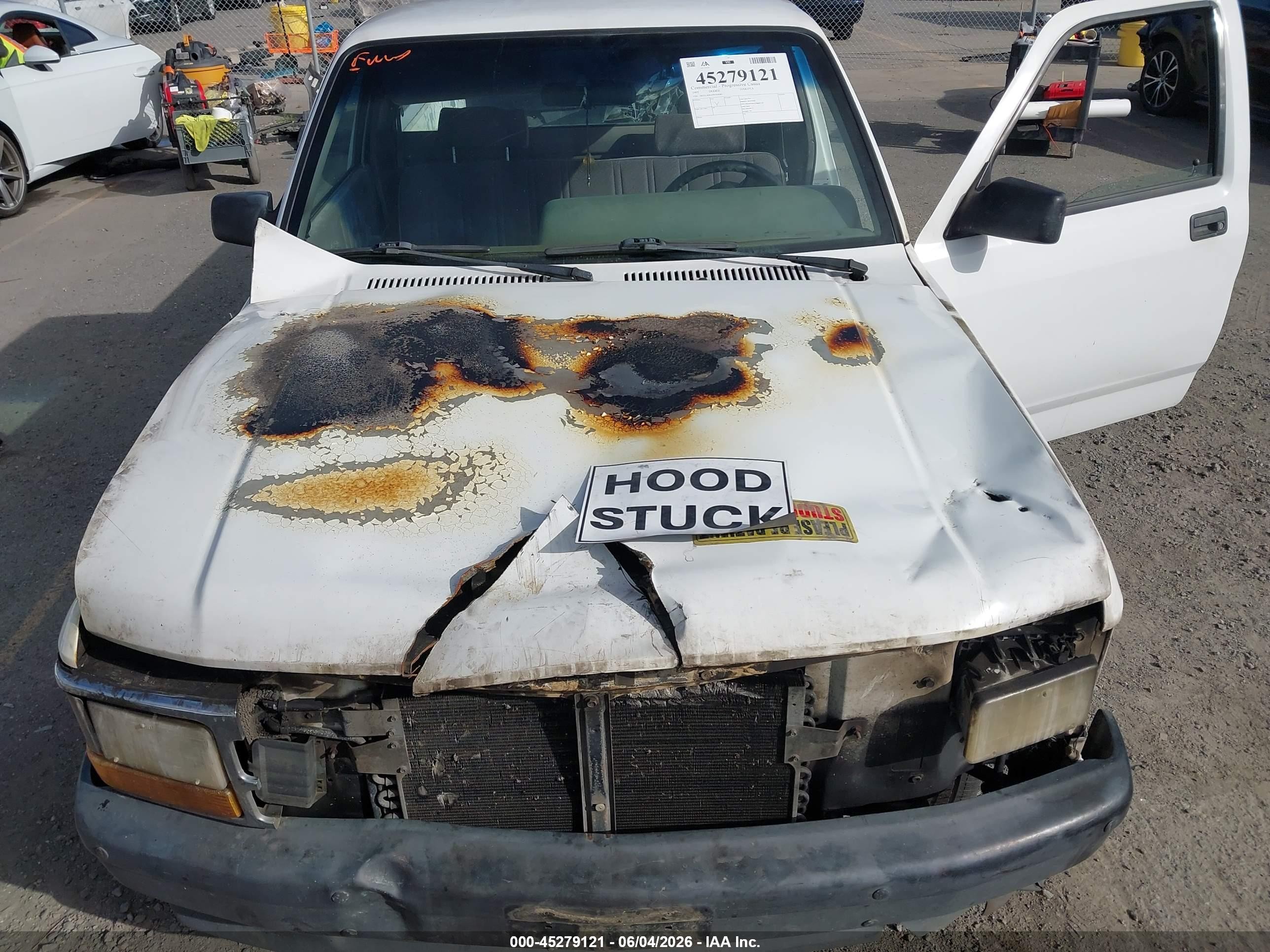 1995 Dodge Dakota   White vin: 1B7FL26X1SW944682