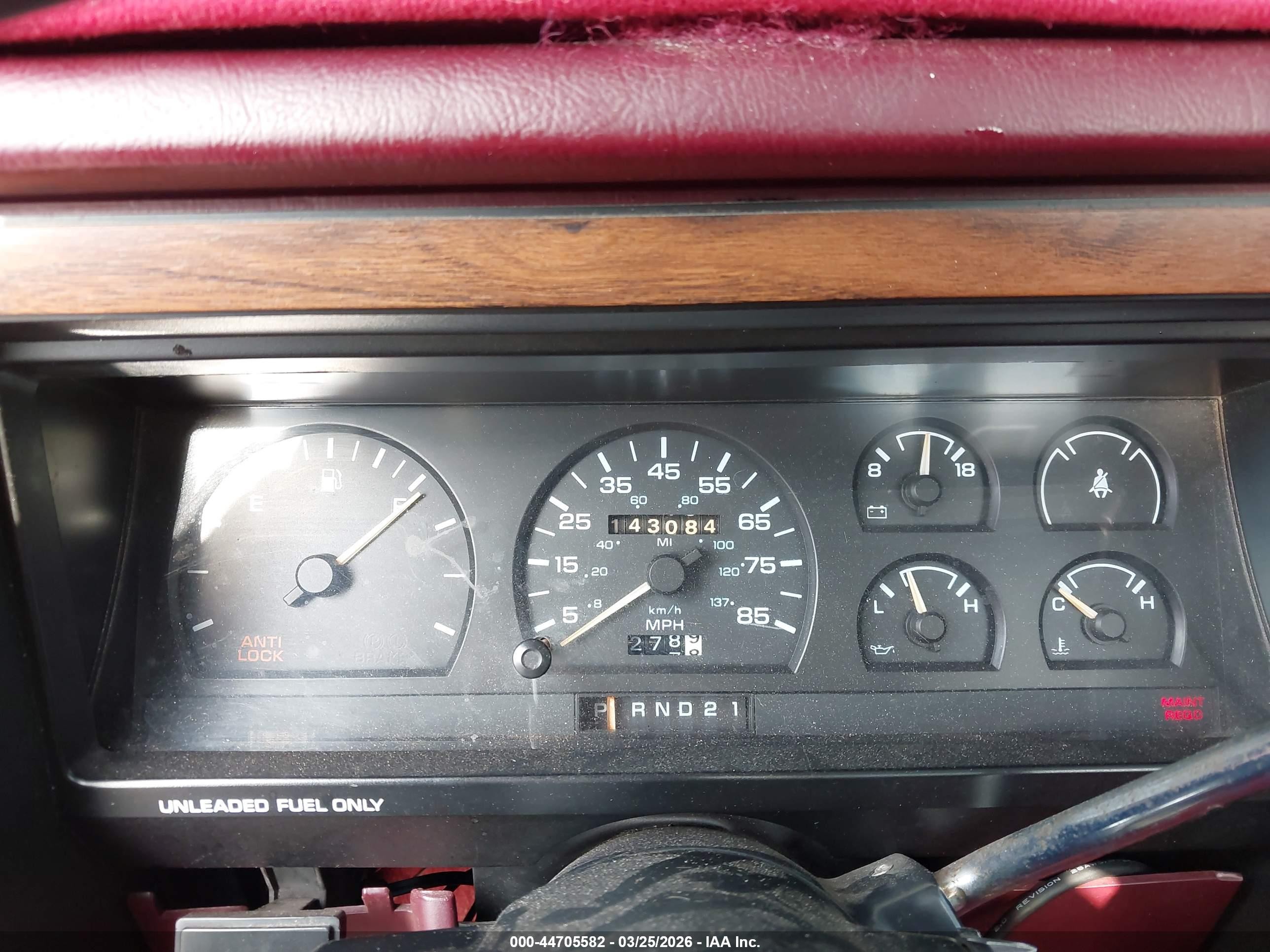 1989 Dodge Dakota   Red vin: 1B7FL26X4KS158673