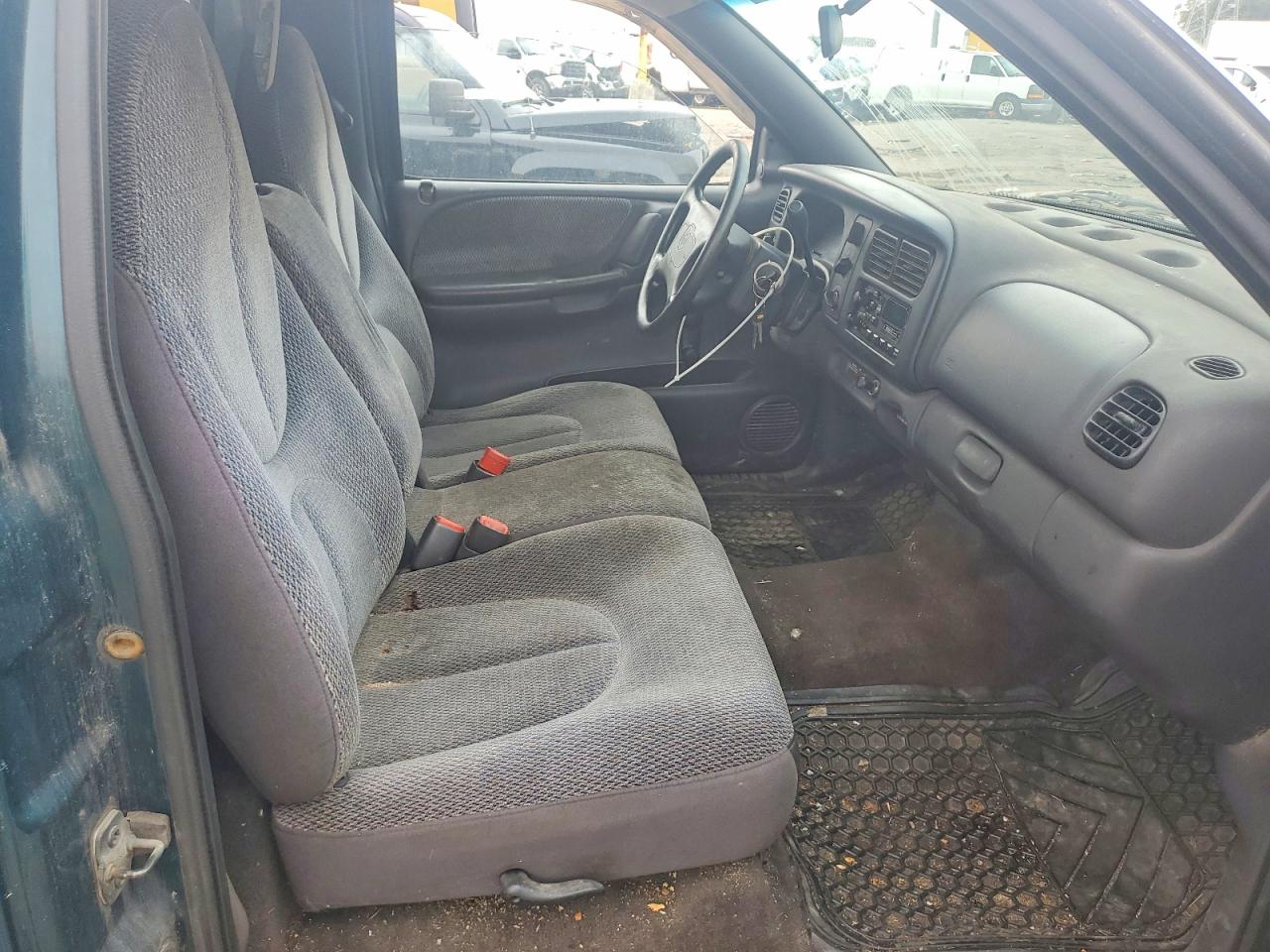 1998 Dodge Dakota Green vin: 1B7FL26X4WS766389