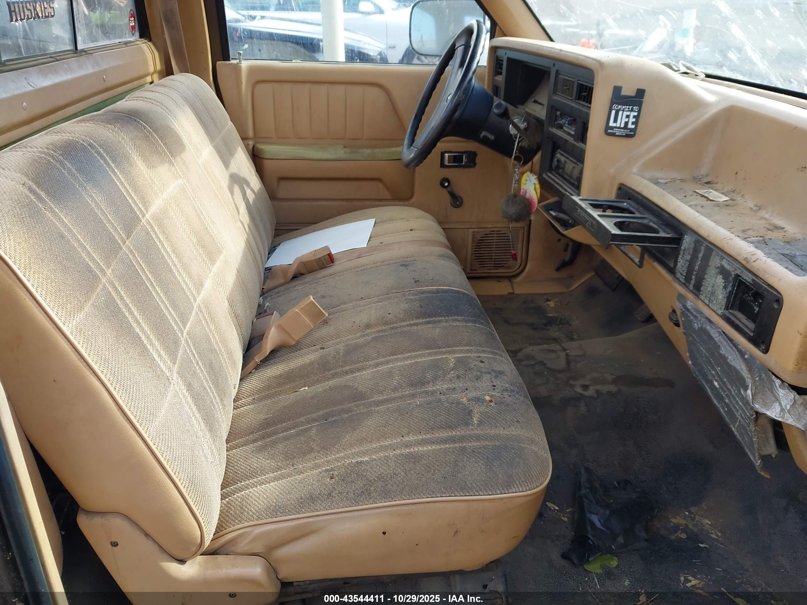 1989 Dodge Dakota   Brown vin: 1B7FL26X5KS160822