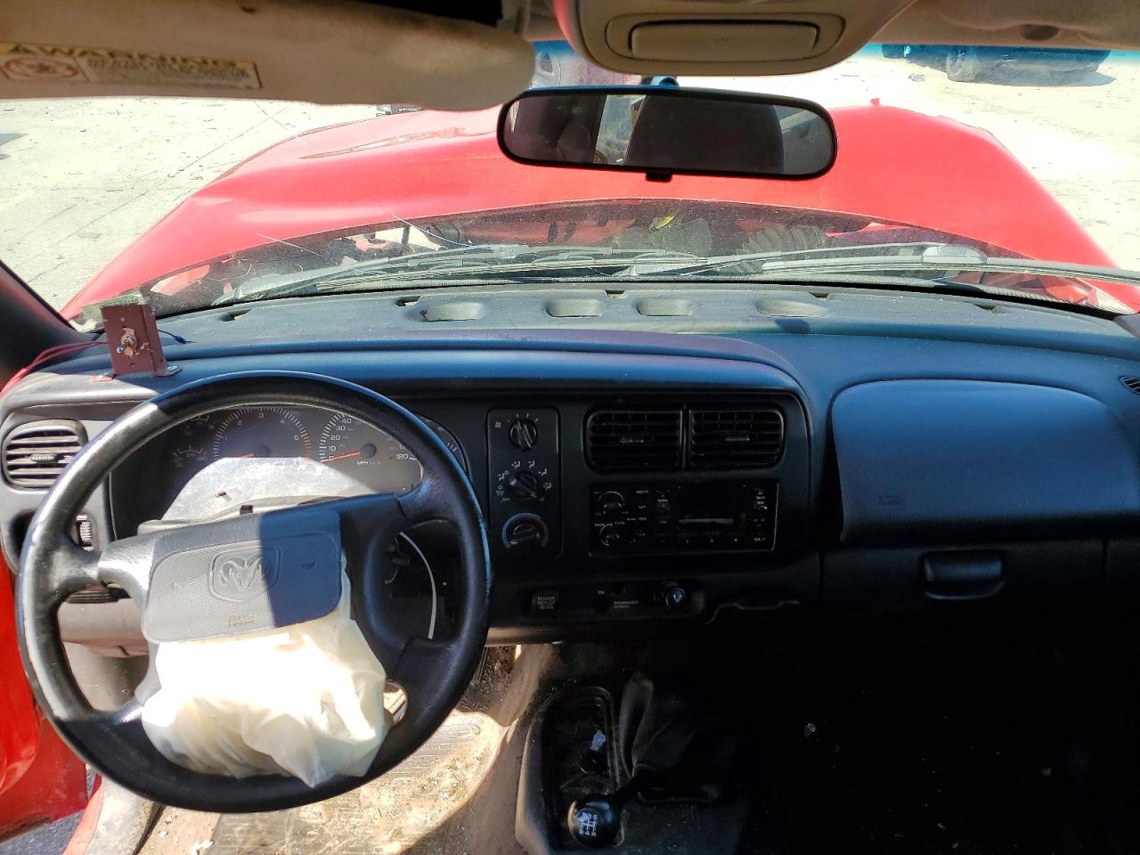 2000 Dodge Dakota Red vin: 1B7FL26X5YS548836