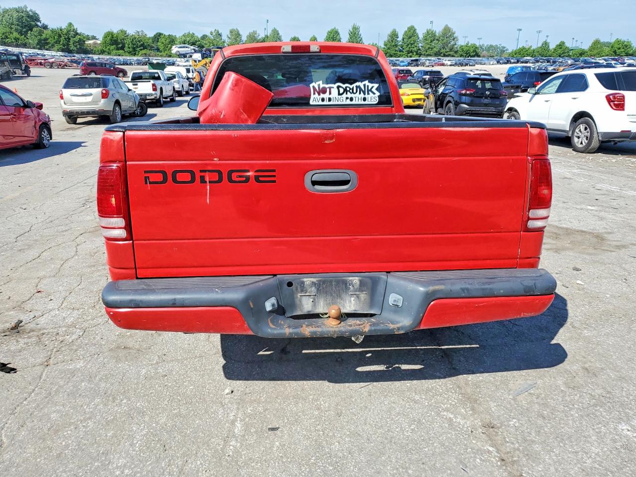2000 Dodge Dakota Red vin: 1B7FL26X5YS548836
