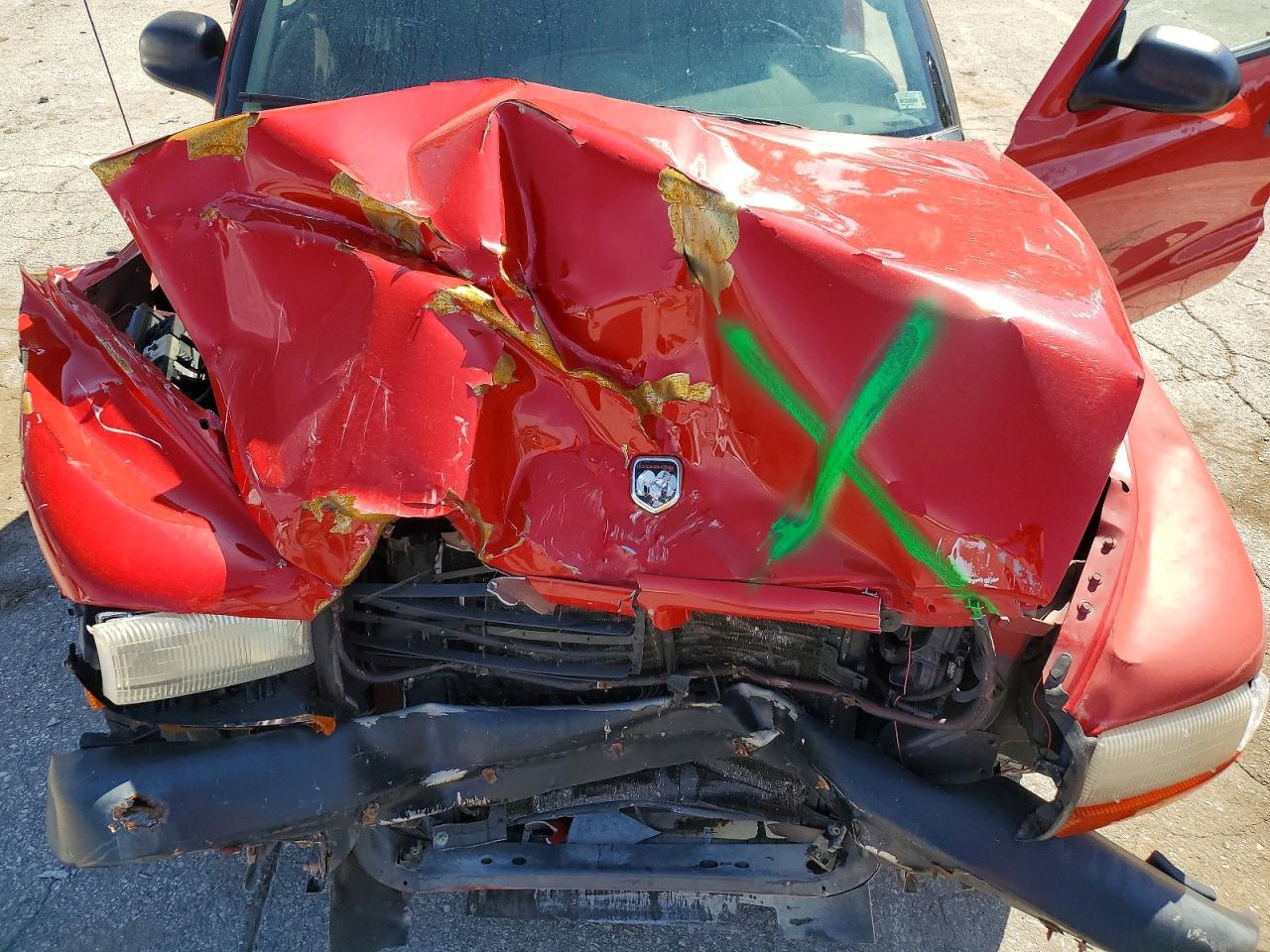 2000 Dodge Dakota Red vin: 1B7FL26X5YS548836