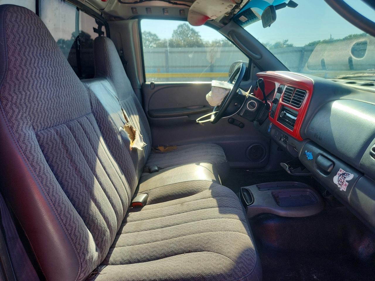 2000 Dodge Dakota Silver vin: 1B7FL26X6YS602421