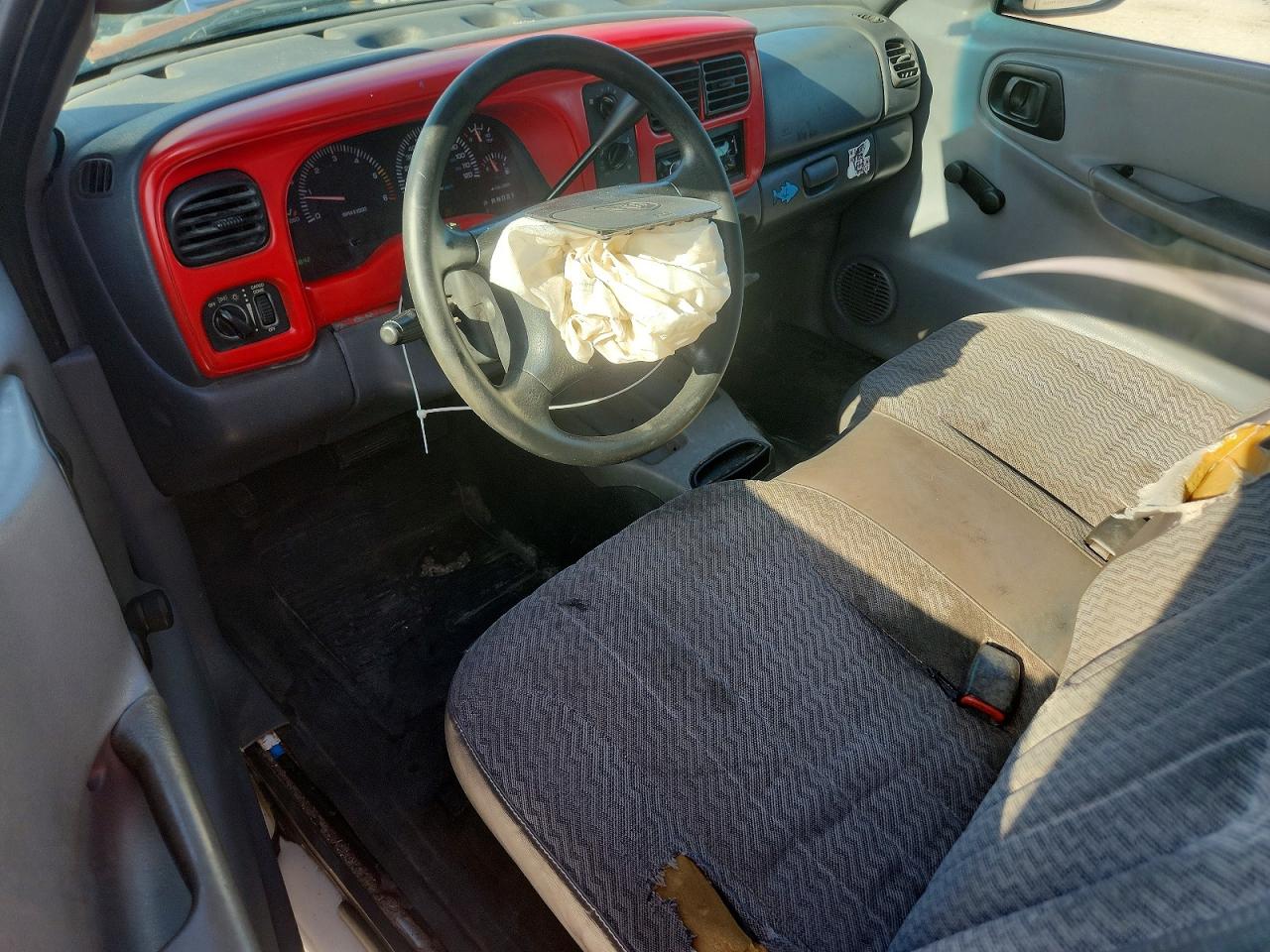2000 Dodge Dakota Silver vin: 1B7FL26X6YS602421