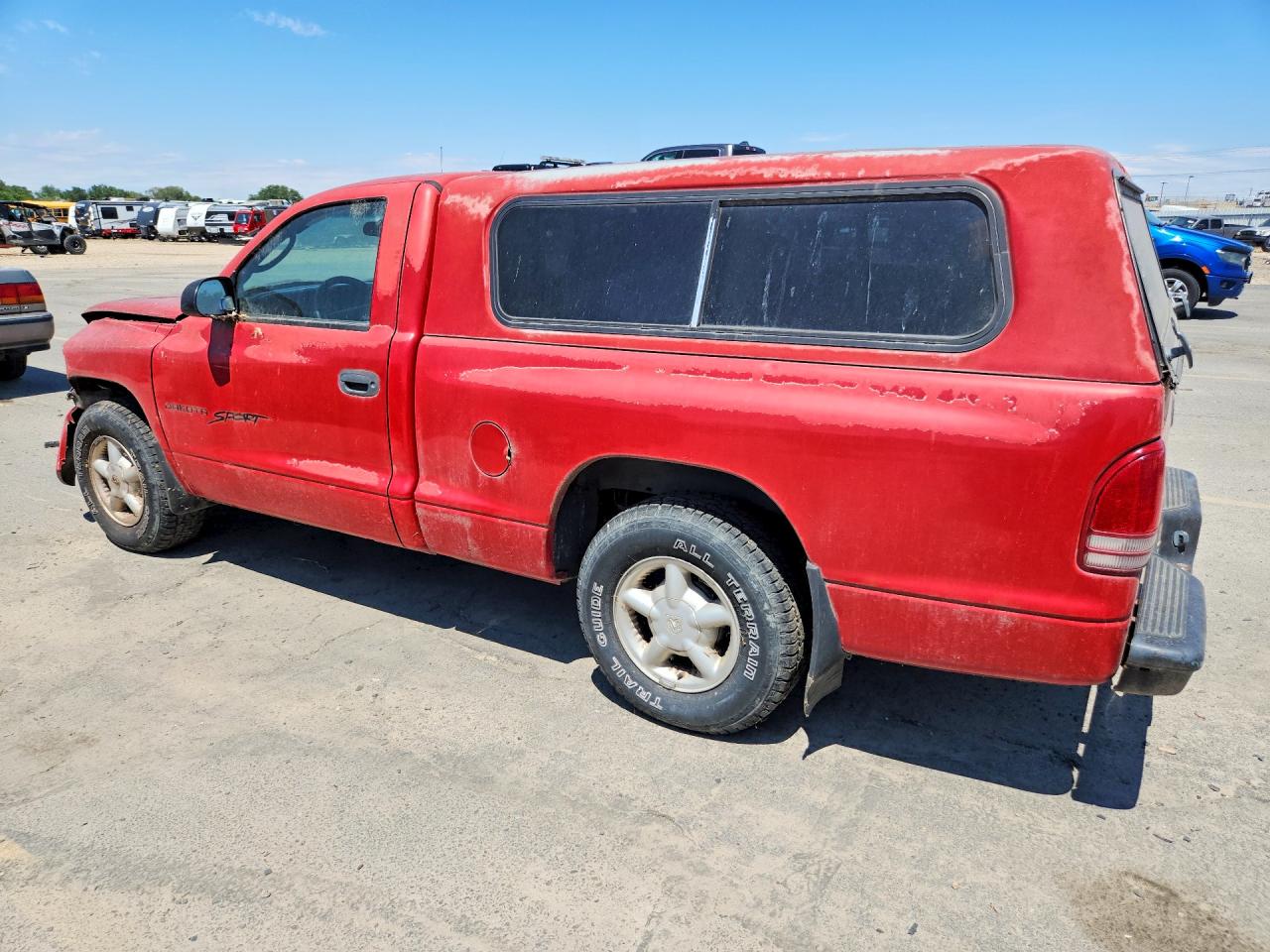 2000 Dodge Dakota Red vin: 1B7FL26X8YS742647