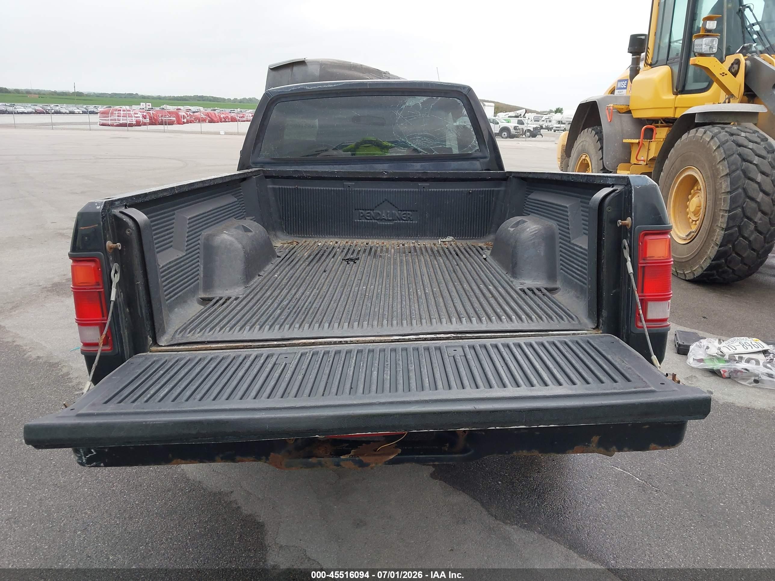 1994 Dodge Dakota   Черный vin: 1B7FL26XXRW132632