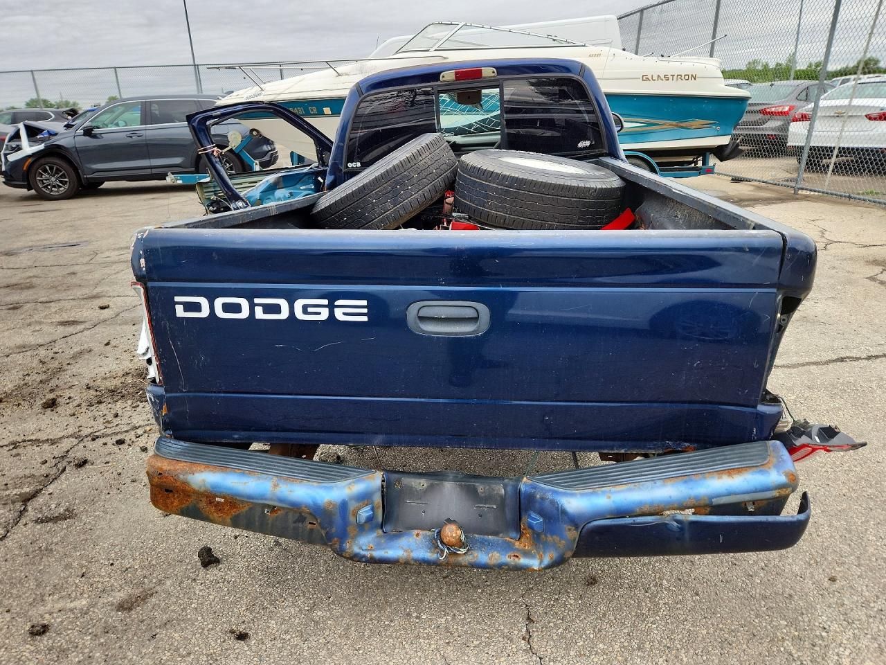 2002 Dodge Dakota Sport Синий vin: 1B7FL36X82S528352