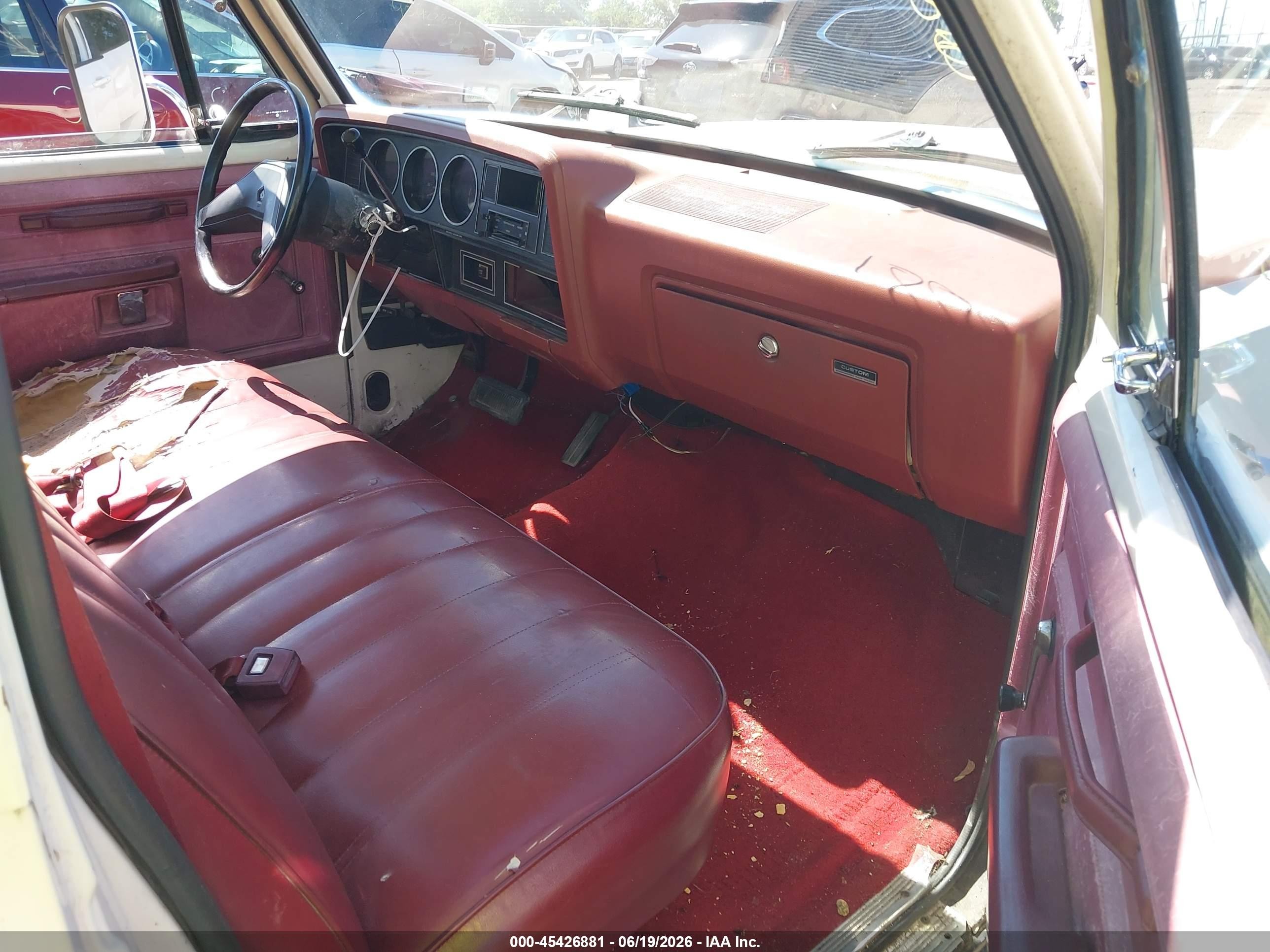 1984 Dodge D-series D150 White vin: 1B7GD14T0ES213071