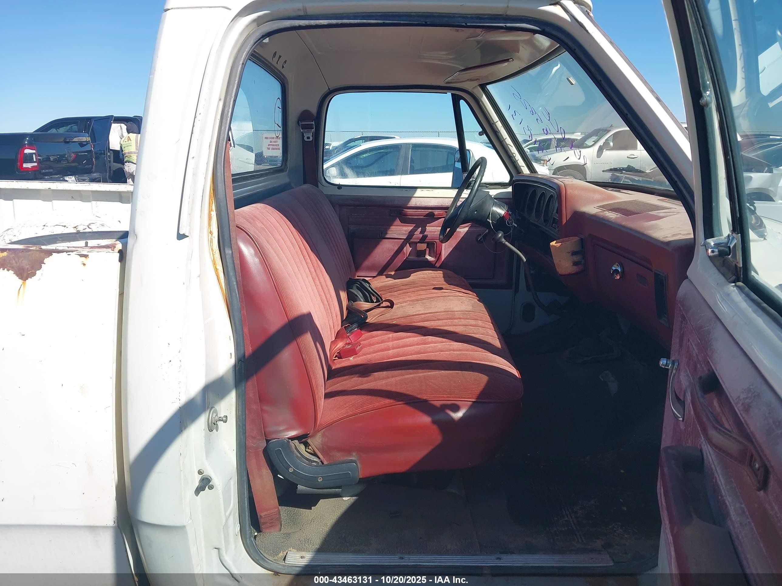 1985 Dodge D-series D100/d150 White vin: 1B7GD14T5FS613600