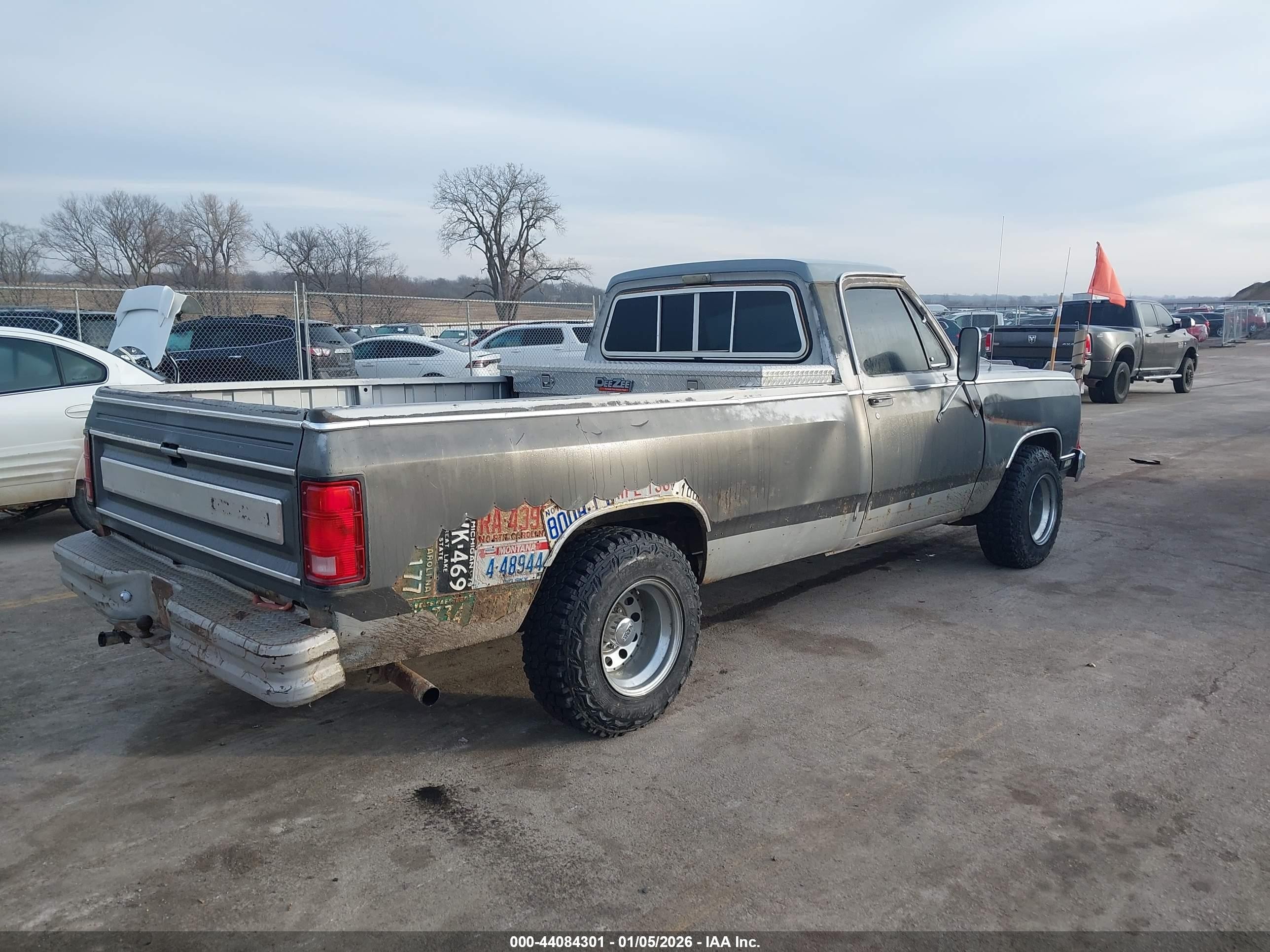 1985 Dodge D-series D100/d150 Gray vin: 1B7GD14TXFS702871