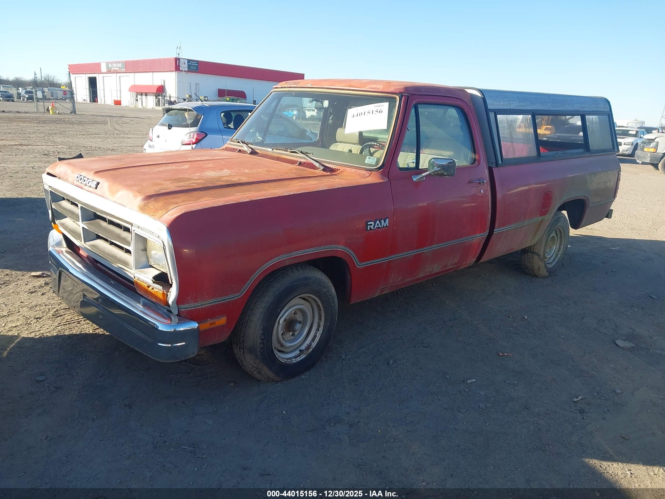 1990 Dodge D-series D150s Красный vin: 1B7GE06Y3LS657431