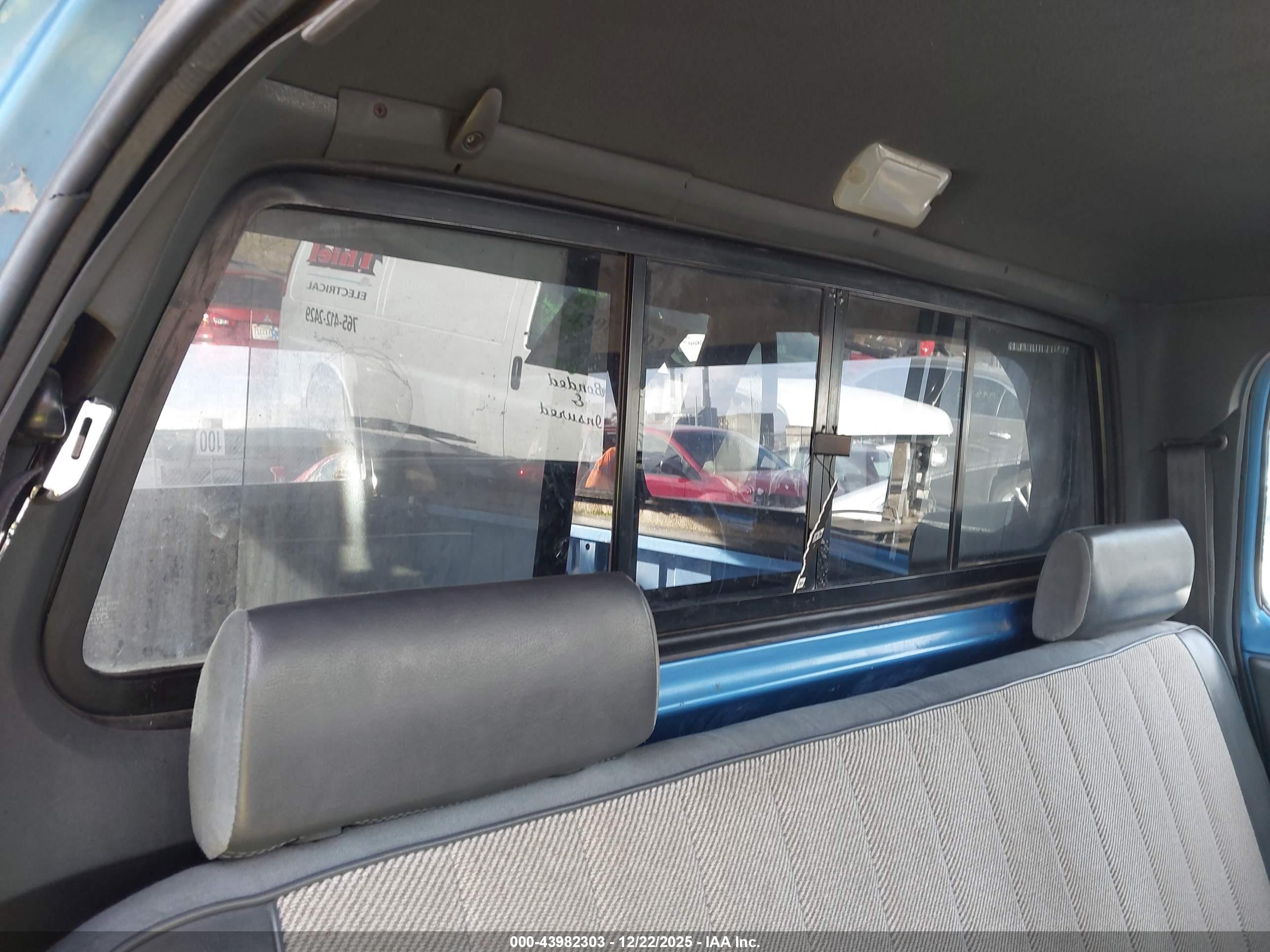 1991 Dodge D-series D150 Blue vin: 1B7GE16Y0MS238220