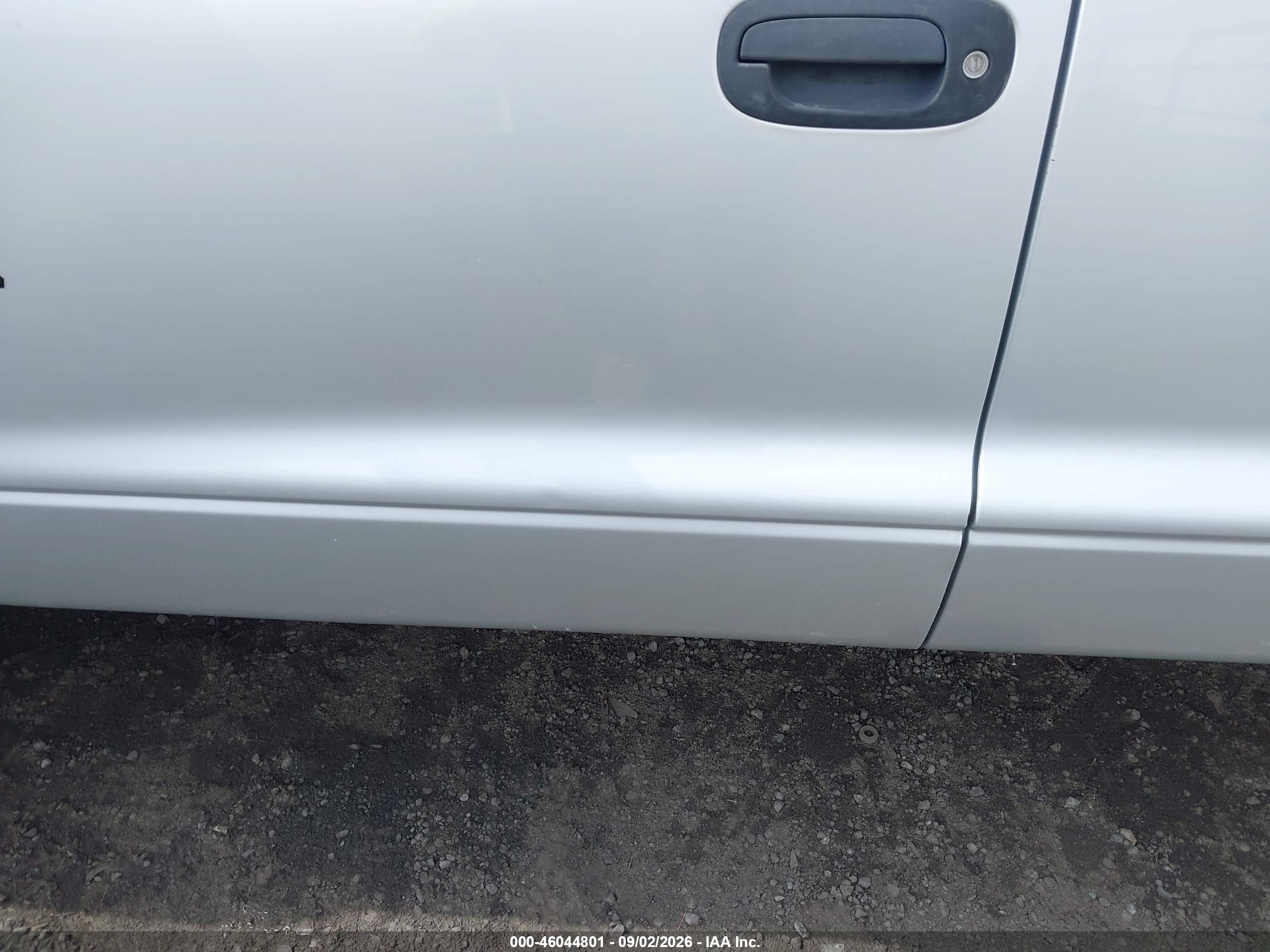 2002 Dodge Dakota   Silver vin: 1B7GG12XX2S600655