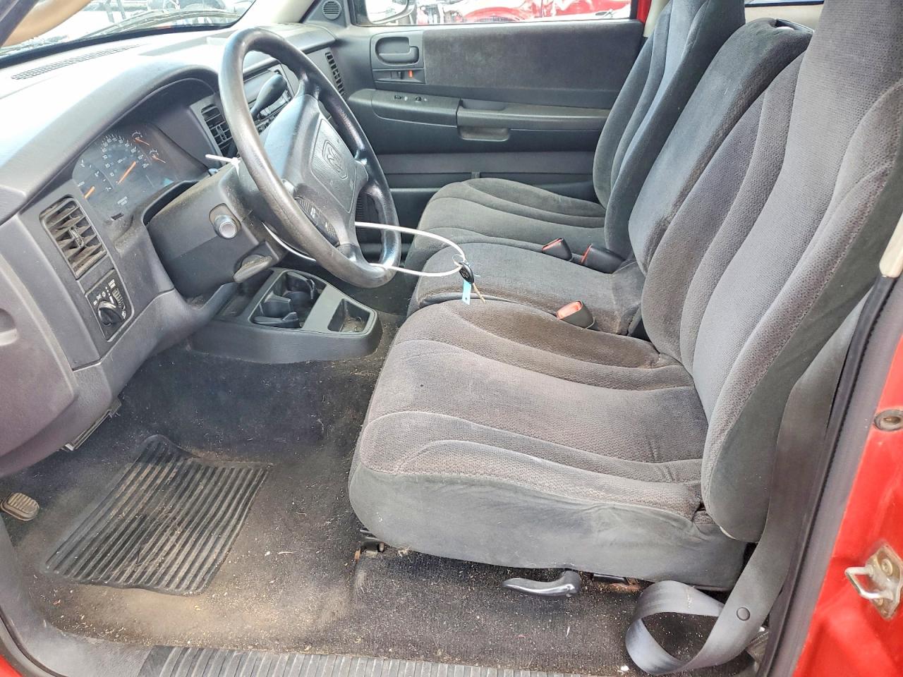 2001 Dodge Dakota Red vin: 1B7GG22N71S132032