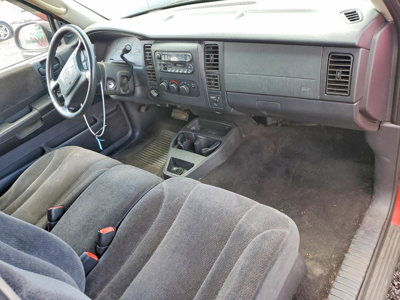 2001 Dodge Dakota Red vin: 1B7GG22N71S132032