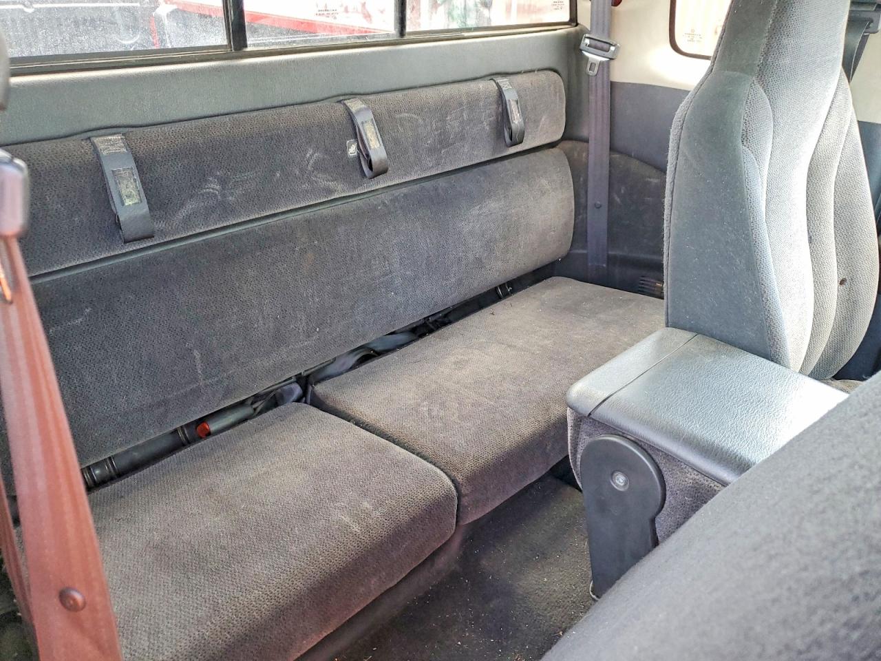 2001 Dodge Dakota Red vin: 1B7GG22N71S132032