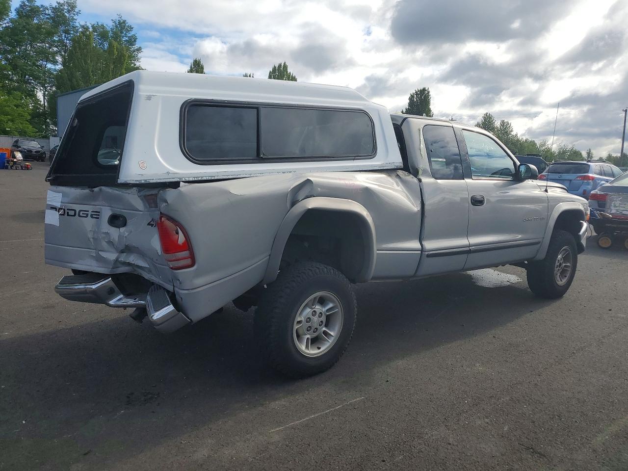 1999 Dodge Dakota Silver vin: 1B7GG22X1XS225770