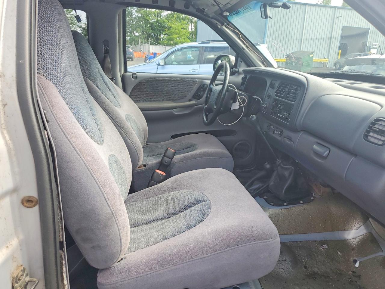 1999 Dodge Dakota Silver vin: 1B7GG22X1XS225770