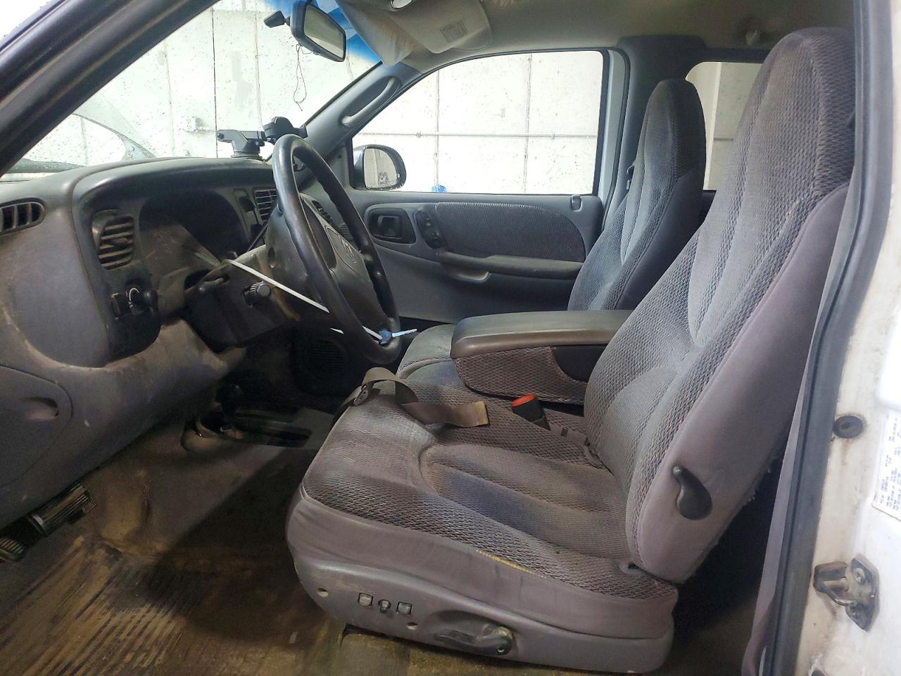 1998 Dodge Dakota White vin: 1B7GG22XXWS620321