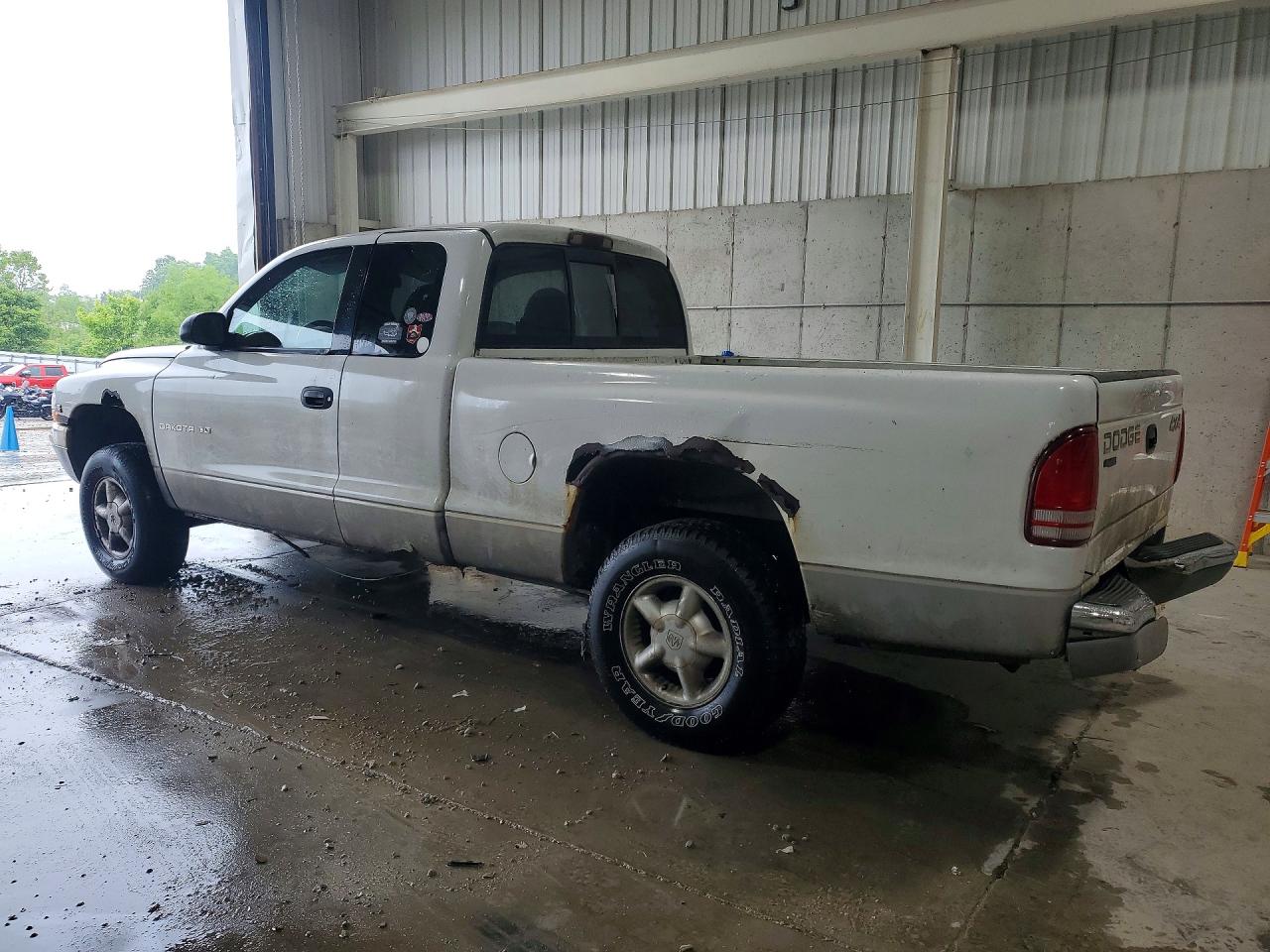 1998 Dodge Dakota White vin: 1B7GG22XXWS620321