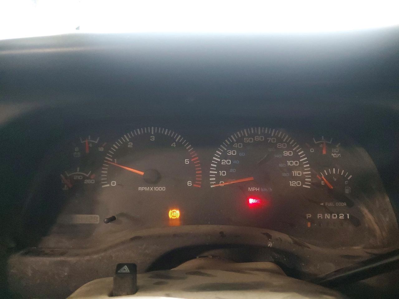 1998 Dodge Dakota White vin: 1B7GG22XXWS620321