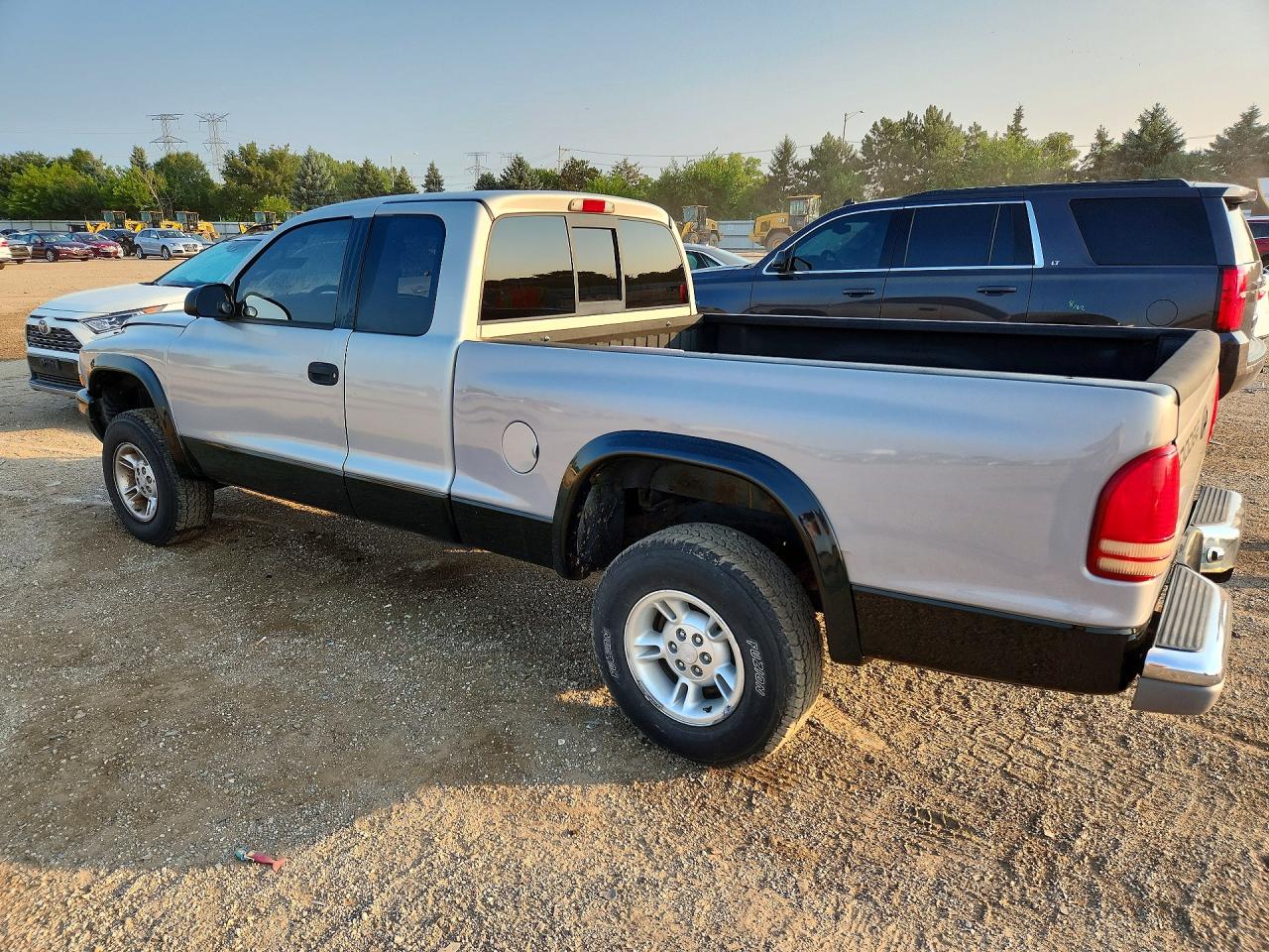 2000 Dodge Dakota Серебряный vin: 1B7GG22XXYS530167