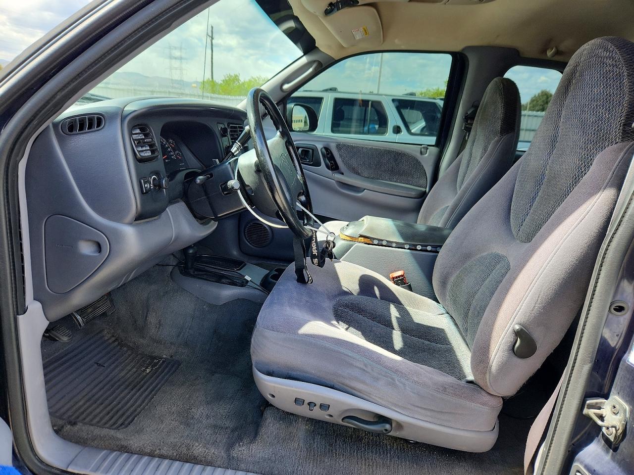 1998 Dodge Dakota Purple vin: 1B7GG22Y0WS600099