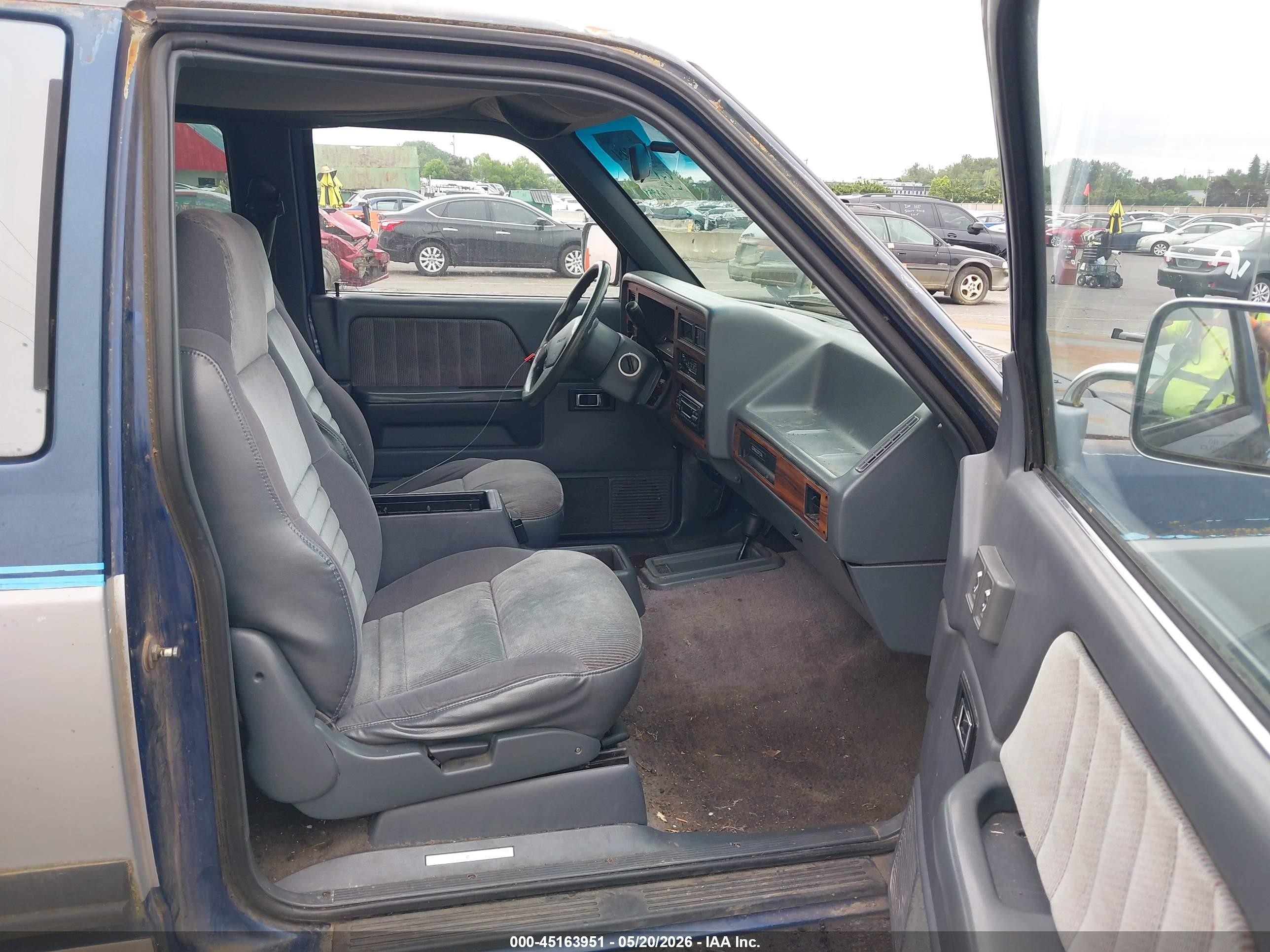 1993 Dodge Dakota   Dark Blue vin: 1B7GG23X0PS161042