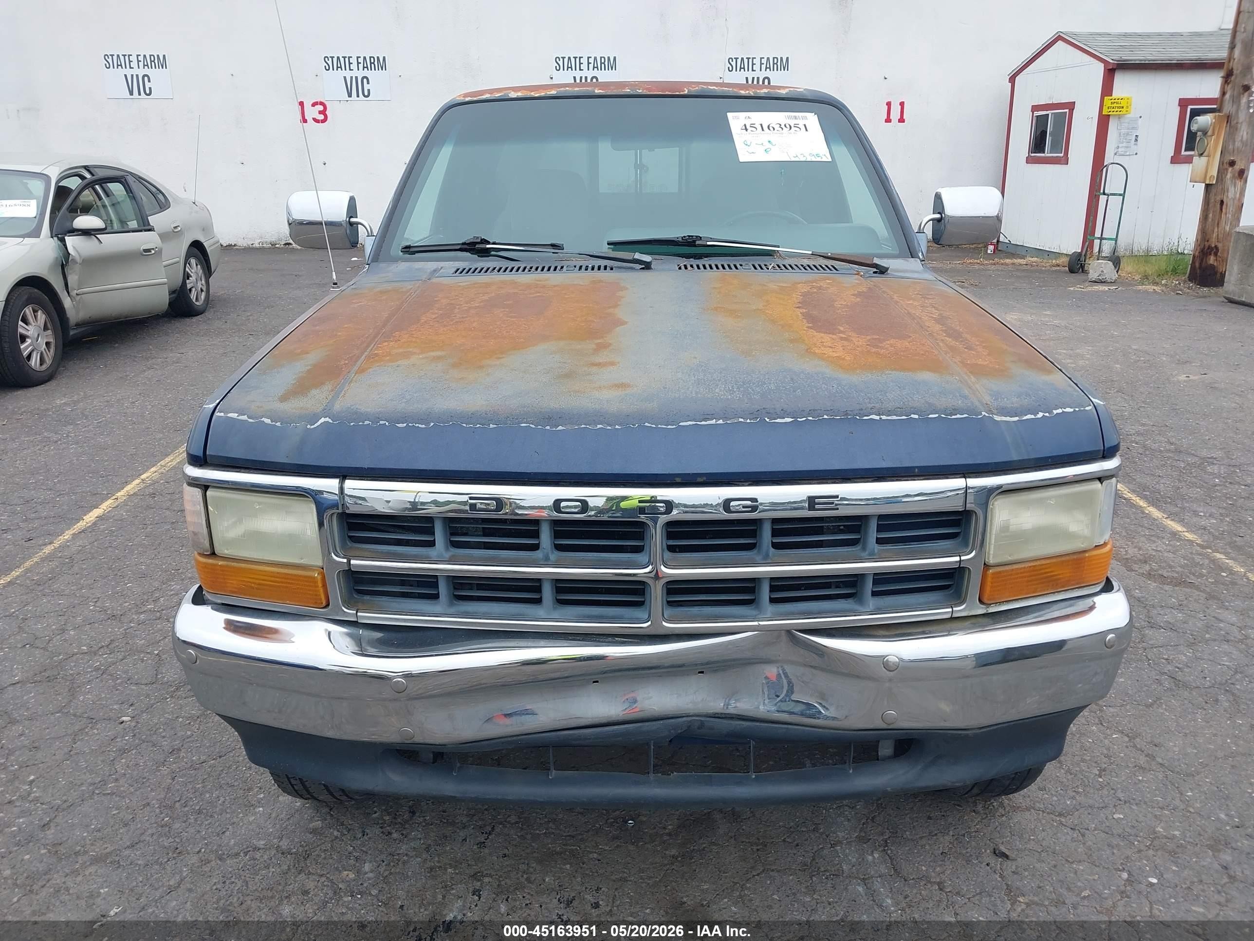 1993 Dodge Dakota   Dark Blue vin: 1B7GG23X0PS161042