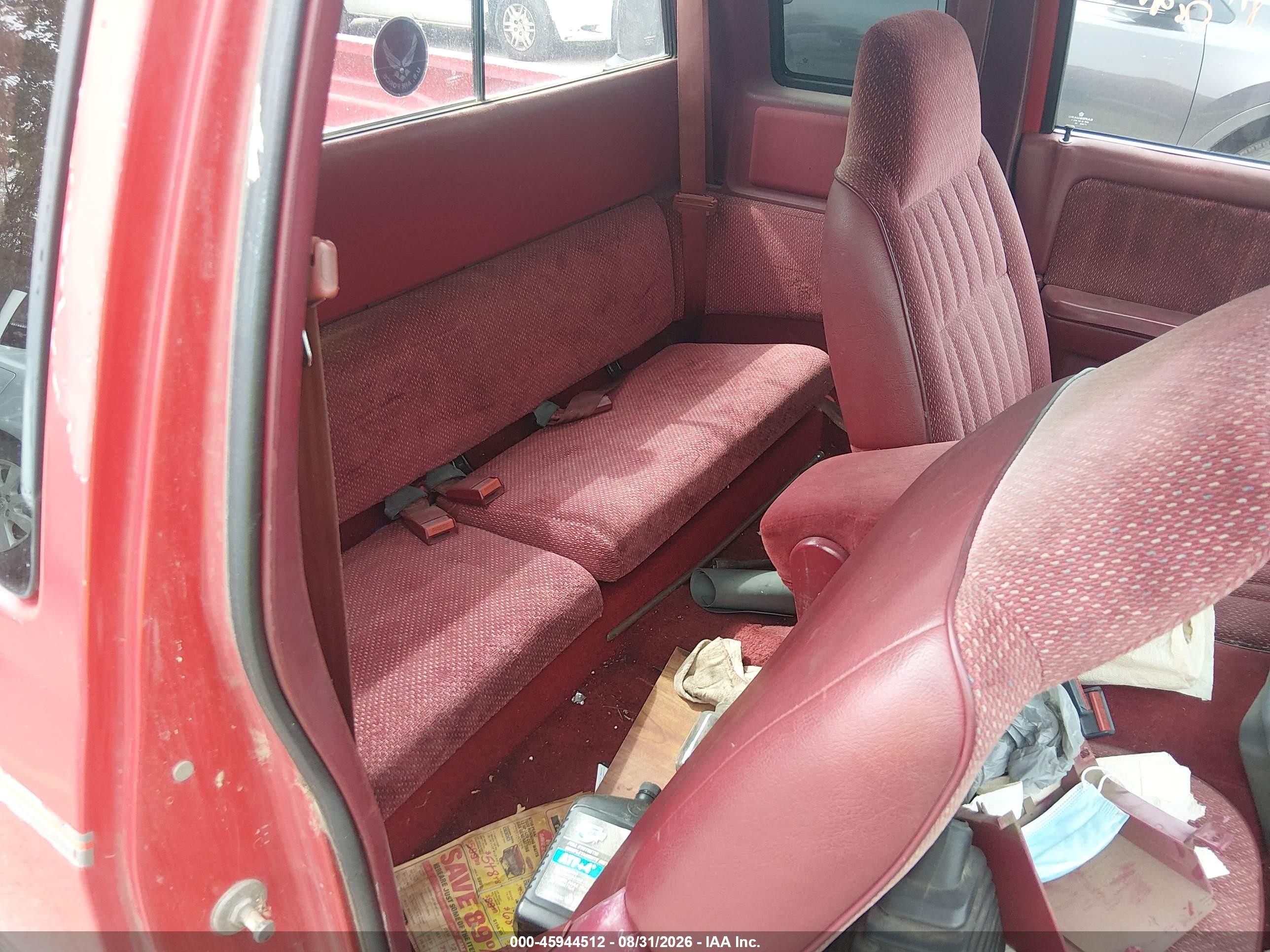 1994 Dodge Dakota Red vin: 1B7GG23X3RS656399