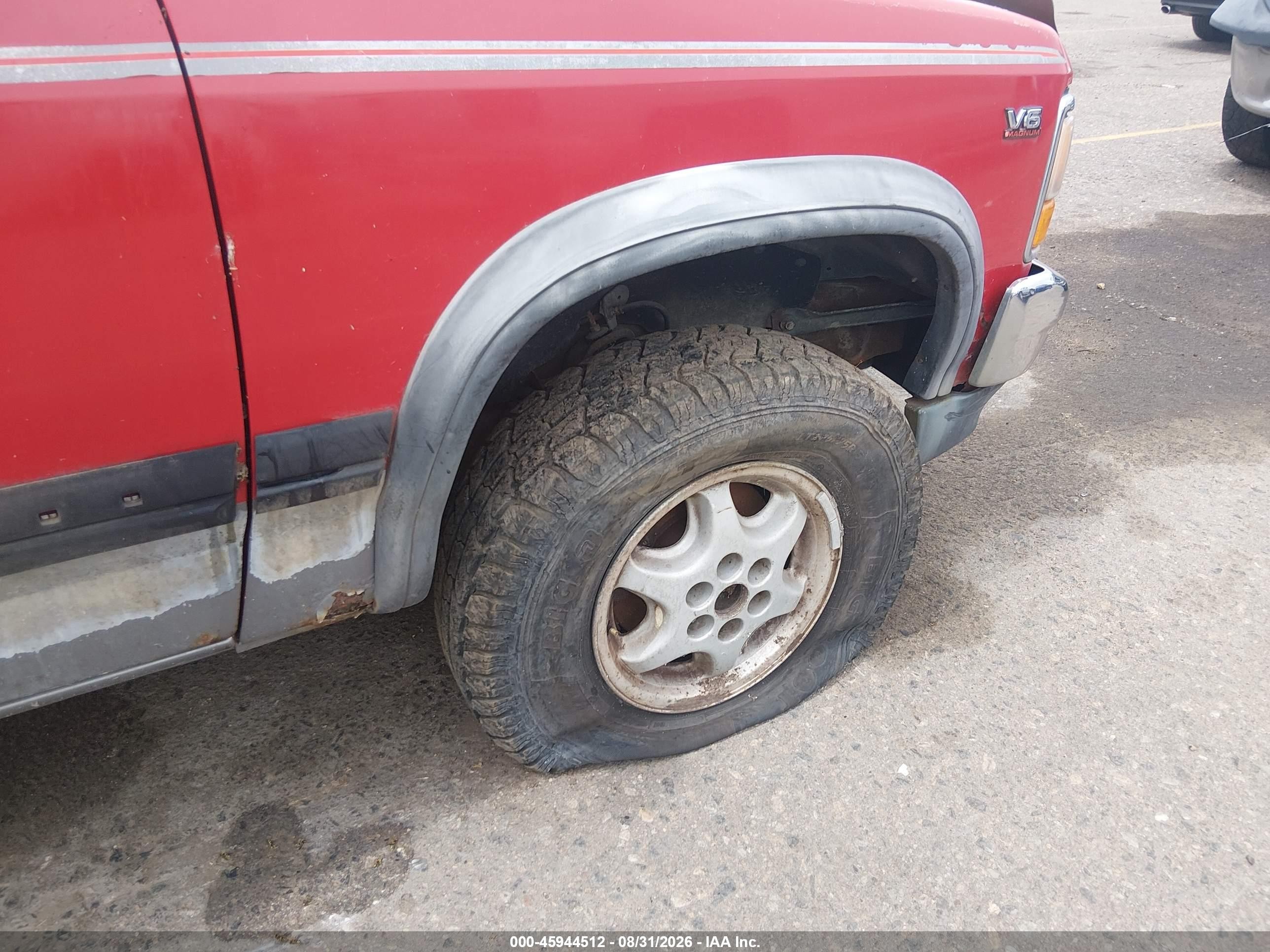 1994 Dodge Dakota Red vin: 1B7GG23X3RS656399
