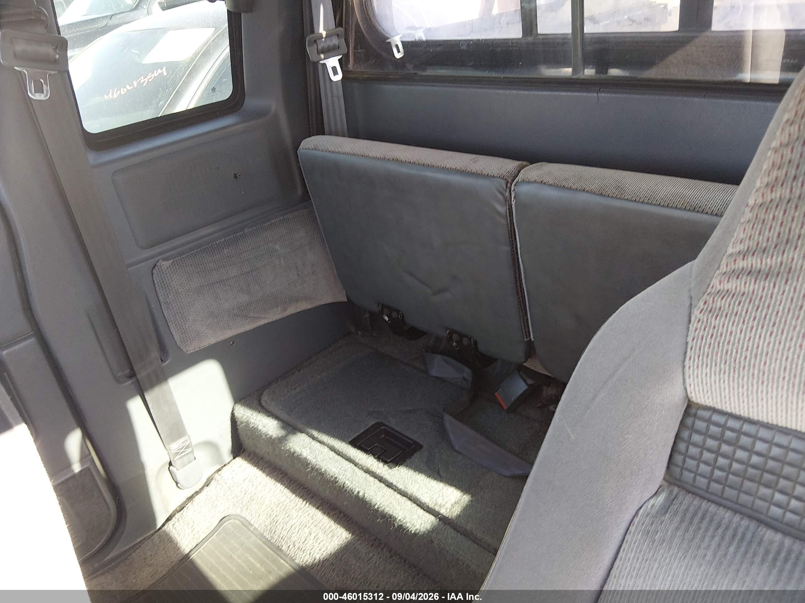 1992 Dodge Dakota   Black vin: 1B7GG23X4NS620201