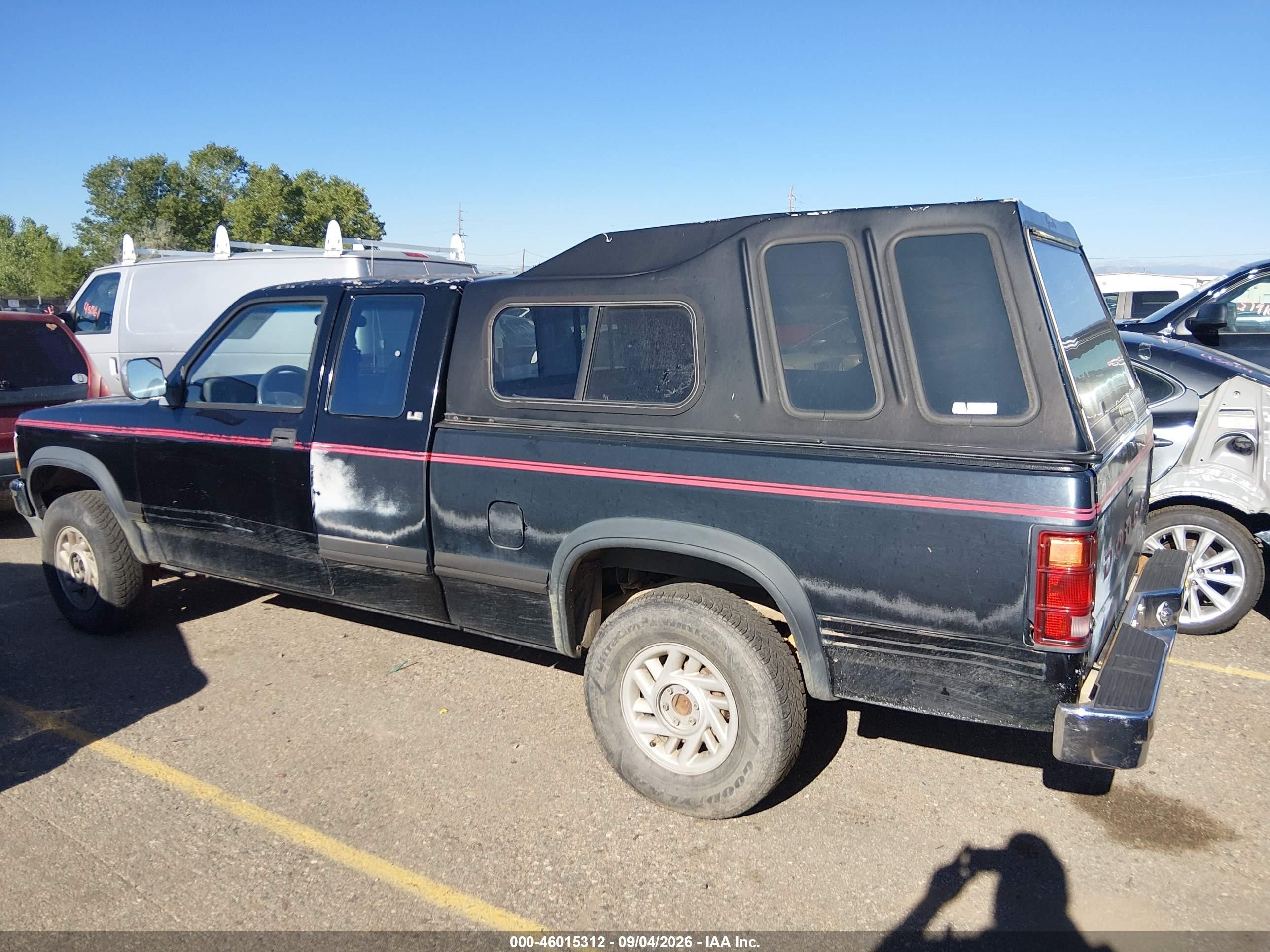 1992 Dodge Dakota   Black vin: 1B7GG23X4NS620201