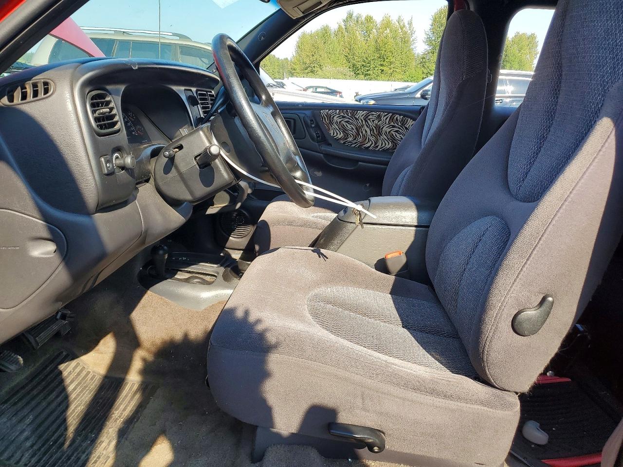 1997 Dodge Dakota Red vin: 1B7GG23Y0VS305422
