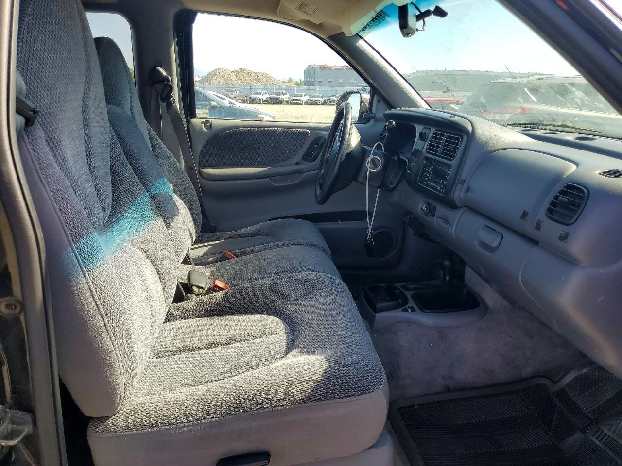 1997 Dodge Dakota Black vin: 1B7GG23Y2VS238161