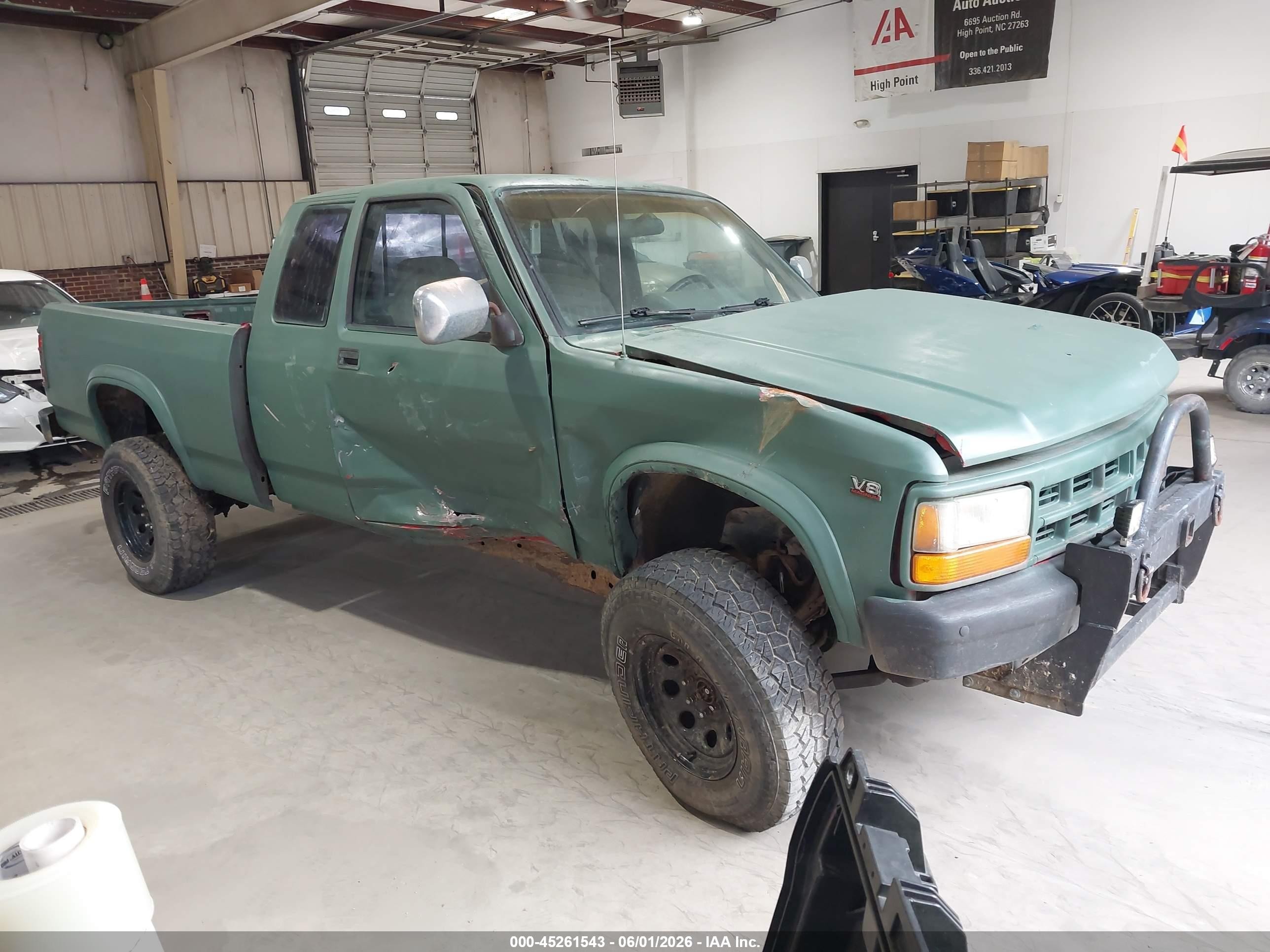 1995 Dodge Dakota   Green vin: 1B7GG23Y5SW940317