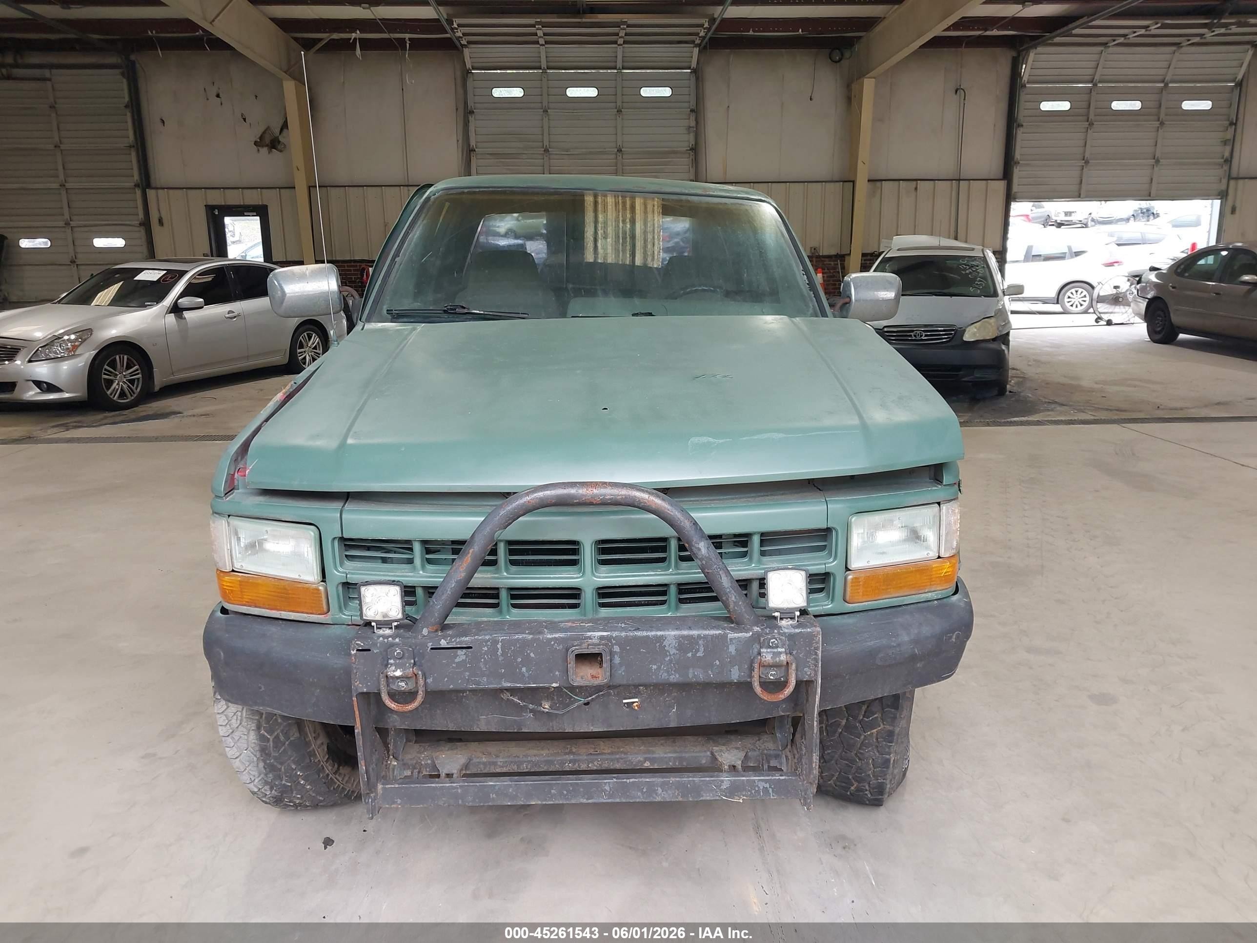 1995 Dodge Dakota   Green vin: 1B7GG23Y5SW940317