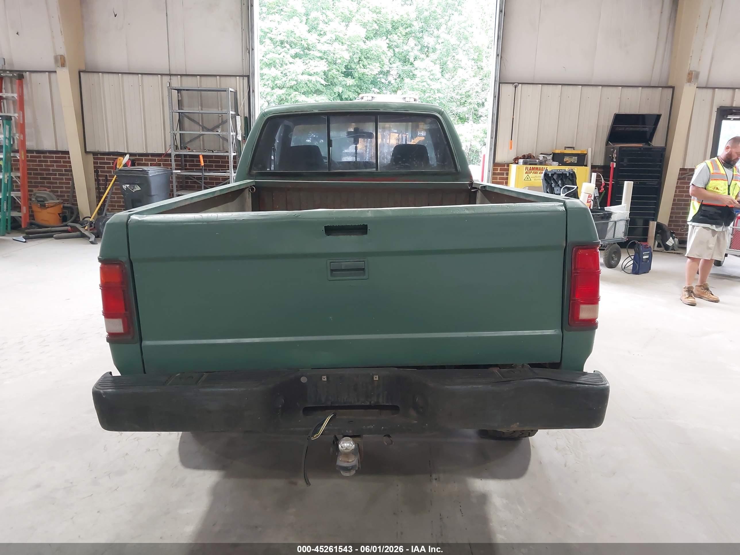 1995 Dodge Dakota   Green vin: 1B7GG23Y5SW940317