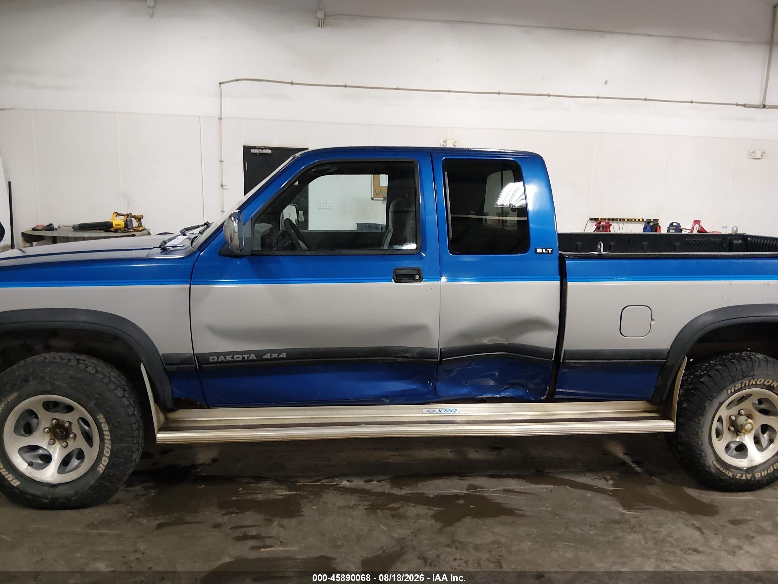 1996 Dodge Dakota   Blue vin: 1B7GG23Y5TS679084