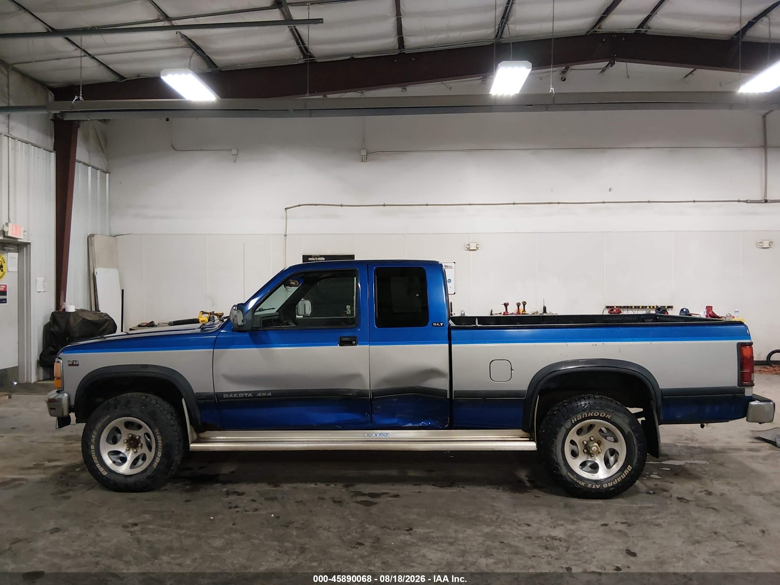 1996 Dodge Dakota   Blue vin: 1B7GG23Y5TS679084