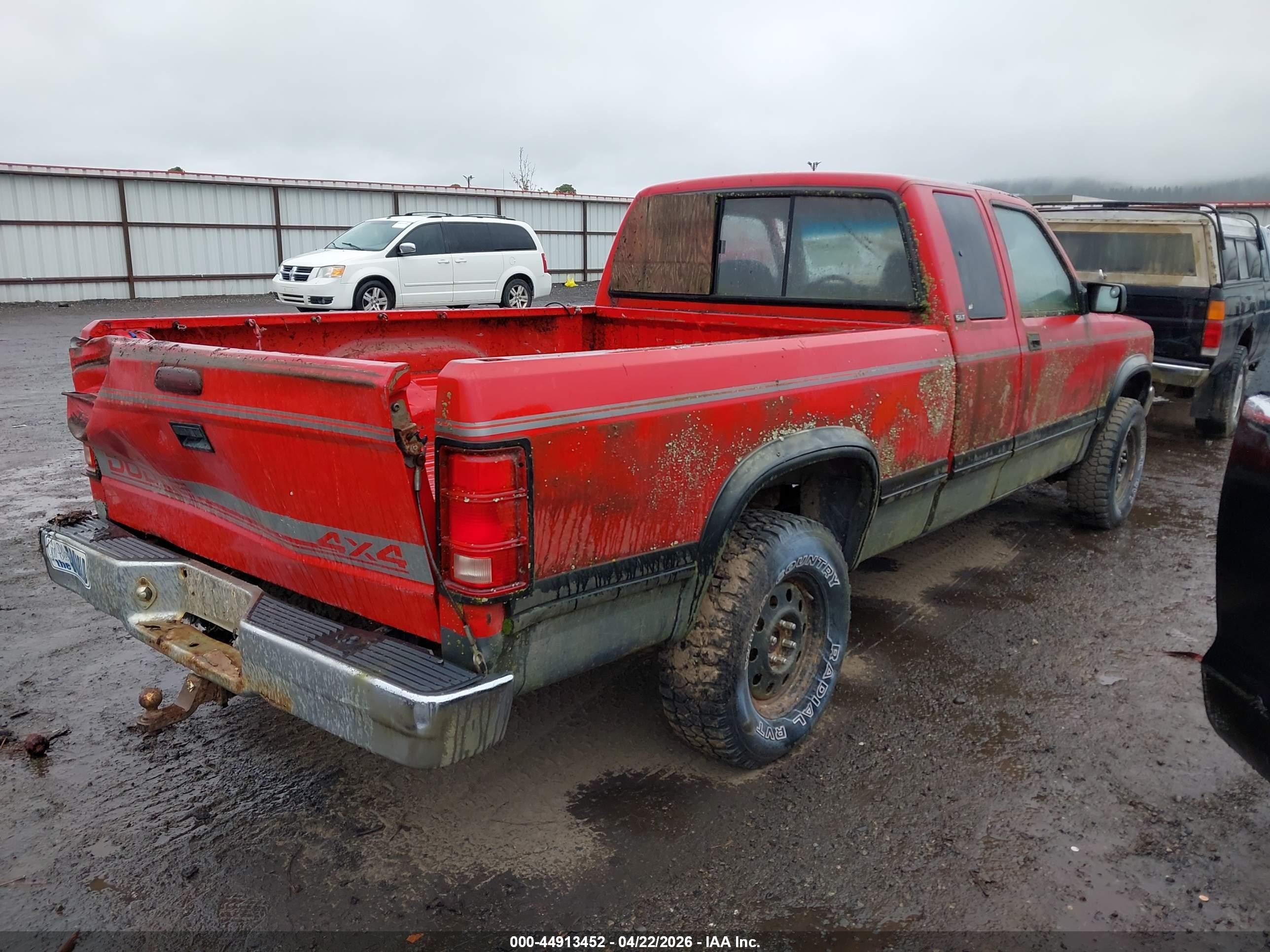 1995 Dodge Dakota   Red vin: 1B7GG23YXSS251042