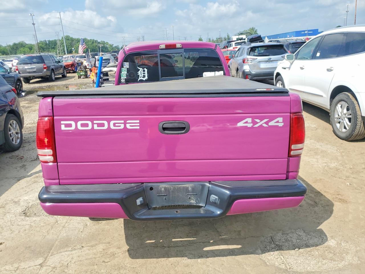 1997 Dodge Dakota Purple vin: 1B7GG23YXVS195821