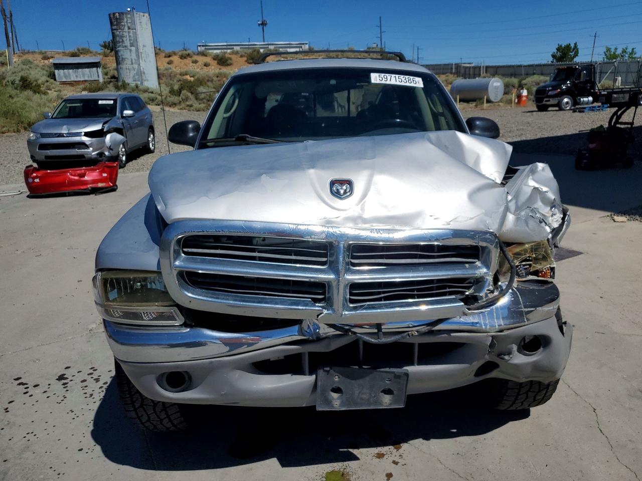 2001 Dodge Dakota Quad Серебряный vin: 1B7GG2AN91S125231