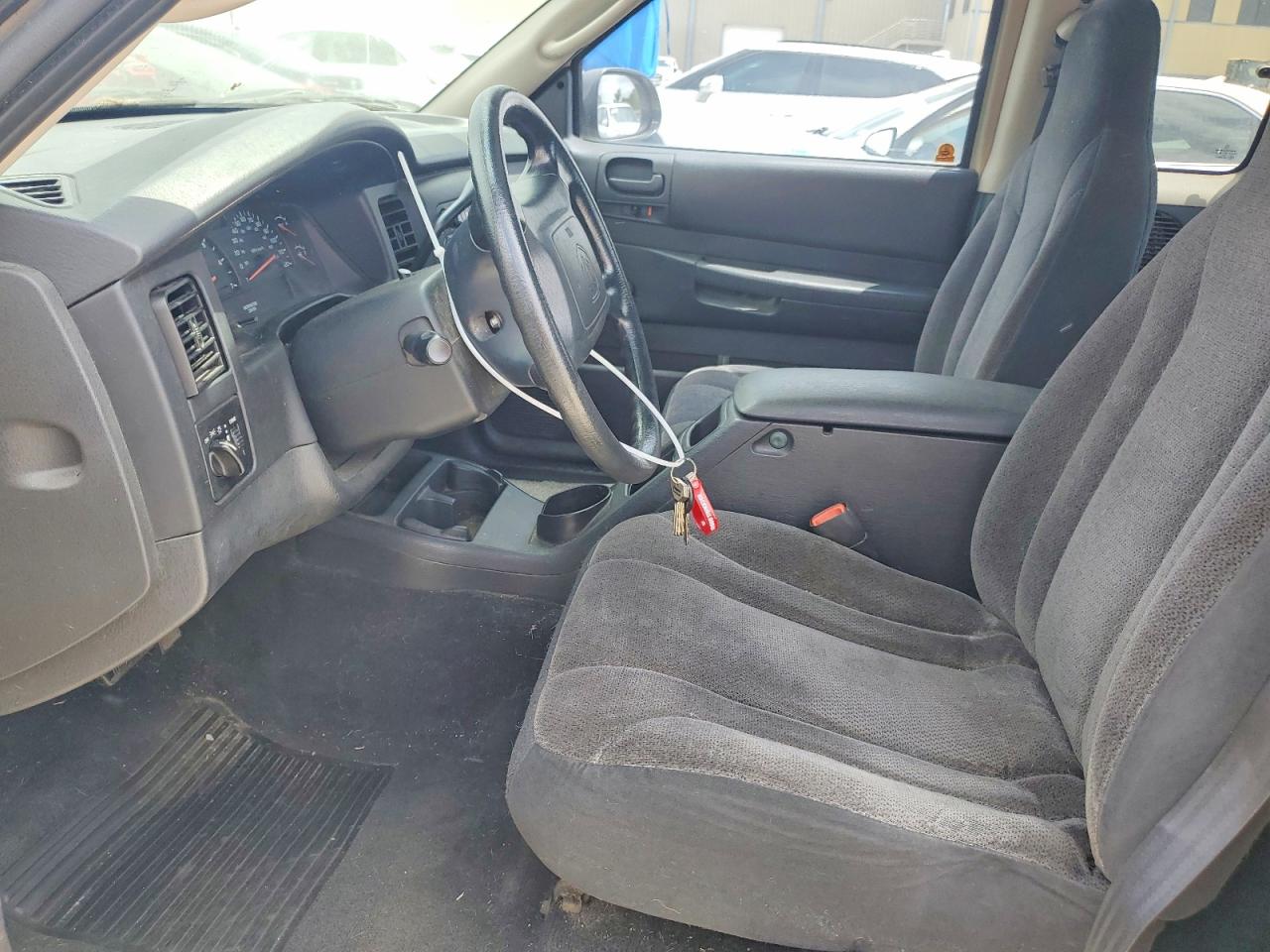 2002 Dodge Dakota Base Gold vin: 1B7GL12X02S718483